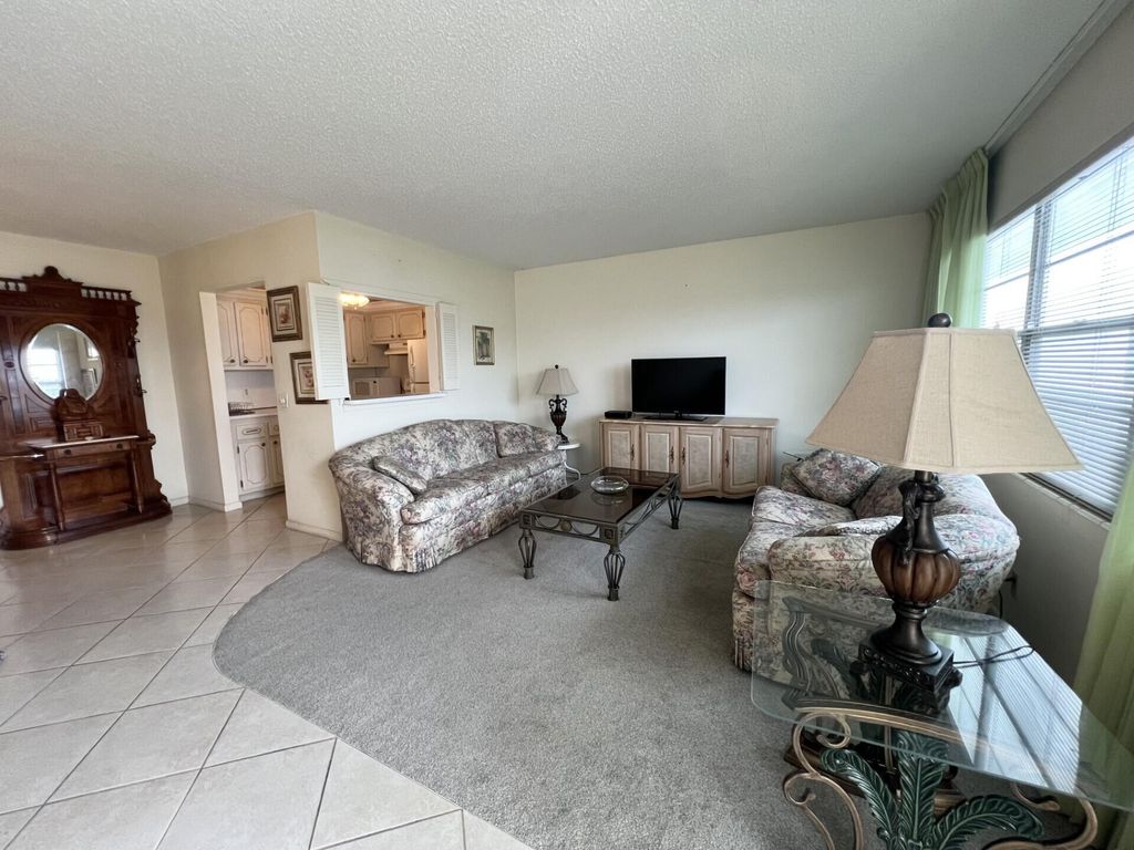 Photo of 4116 Cambridge E, Deerfield Beach, FL 33442 (MLS # B26016196)