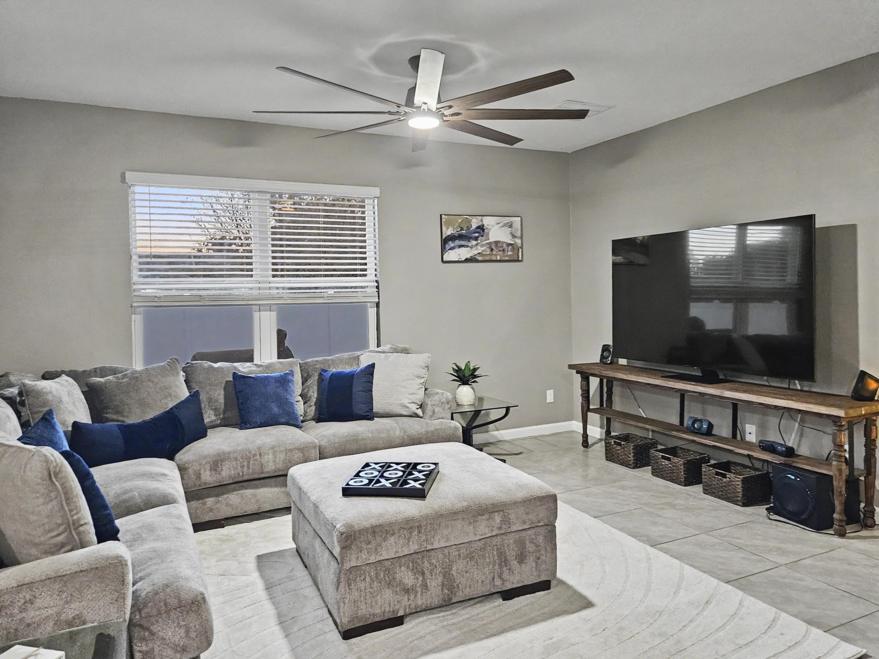 PORT ST LUCIE SECTION 11 - Residential