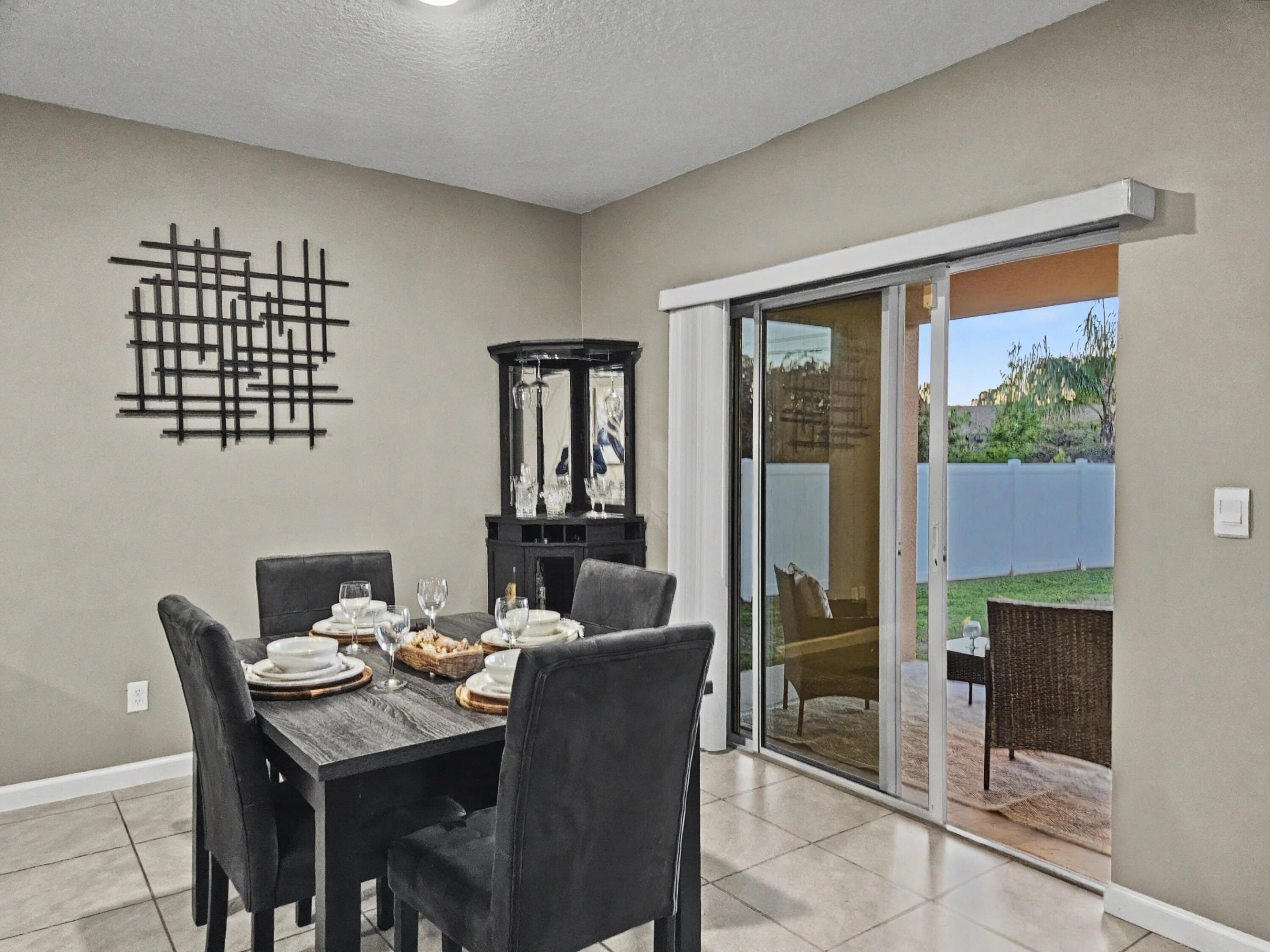 PORT ST LUCIE SECTION 11 - Residential