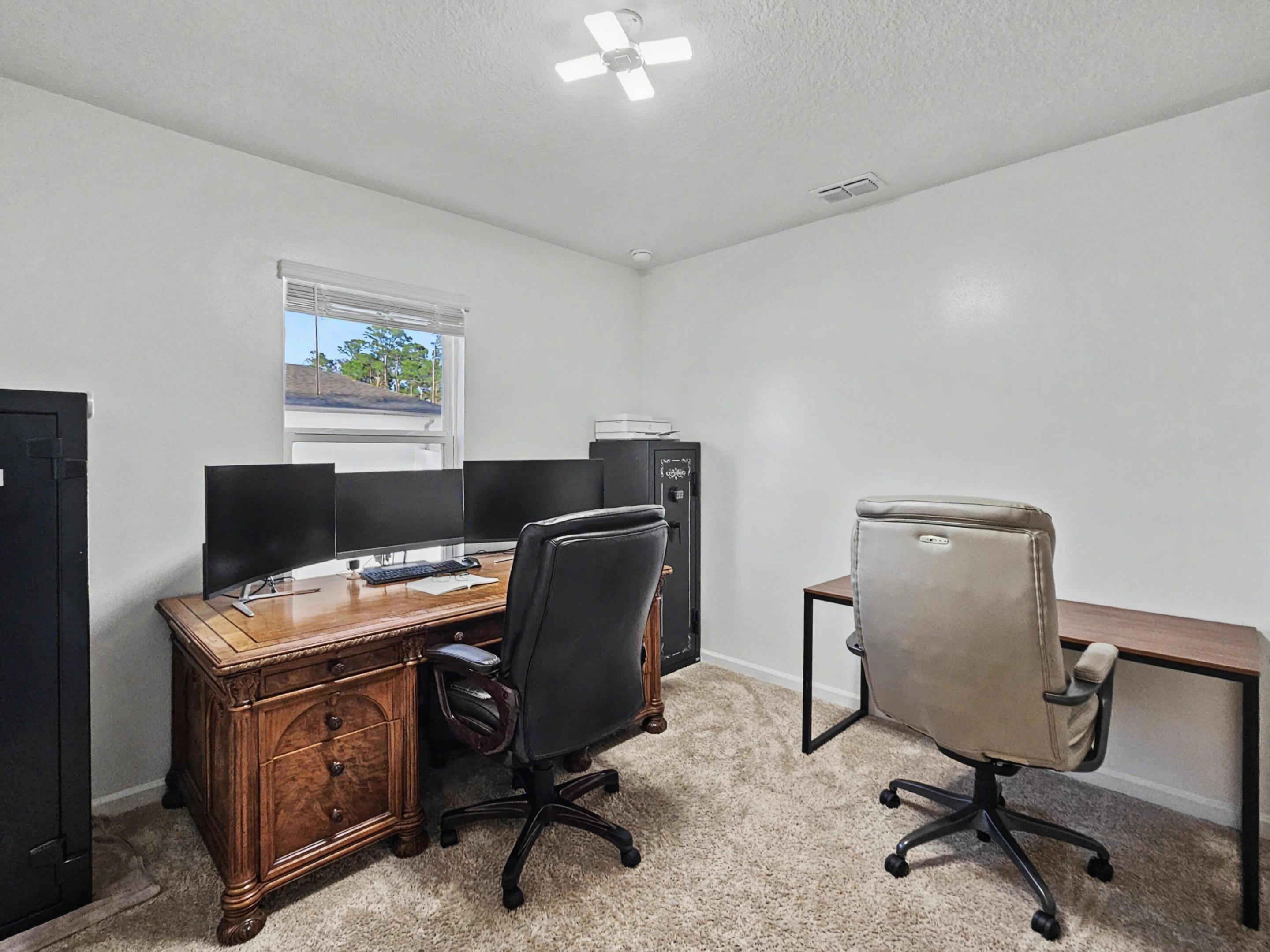 PORT ST LUCIE SECTION 11 - Residential