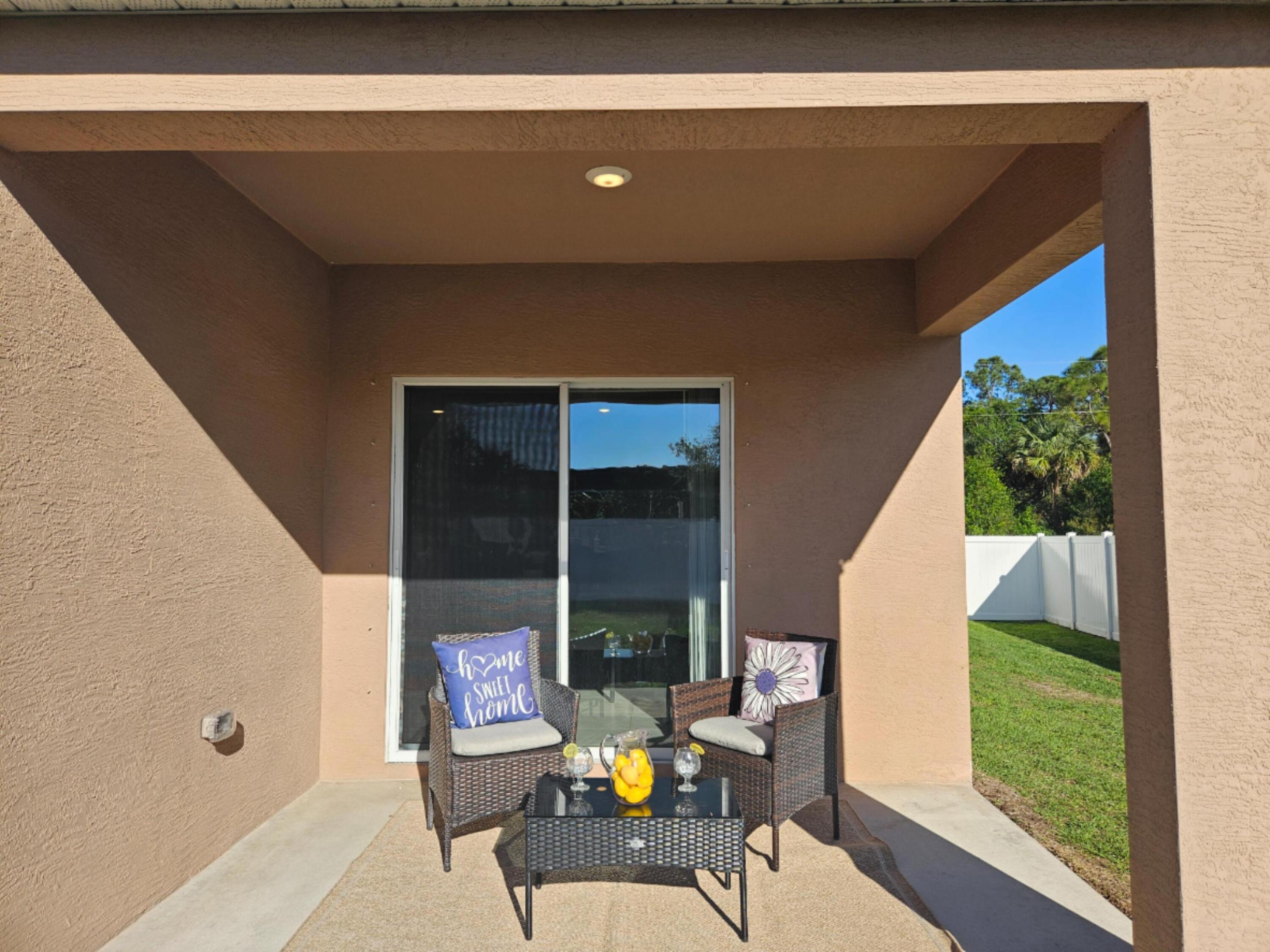 PORT ST LUCIE SECTION 11 - Residential