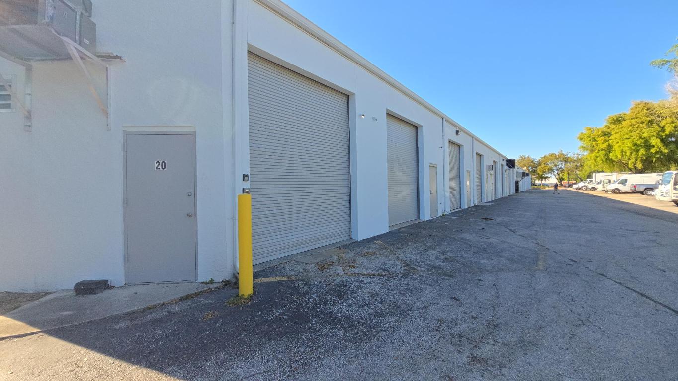 3300 S Congress Avenue 20