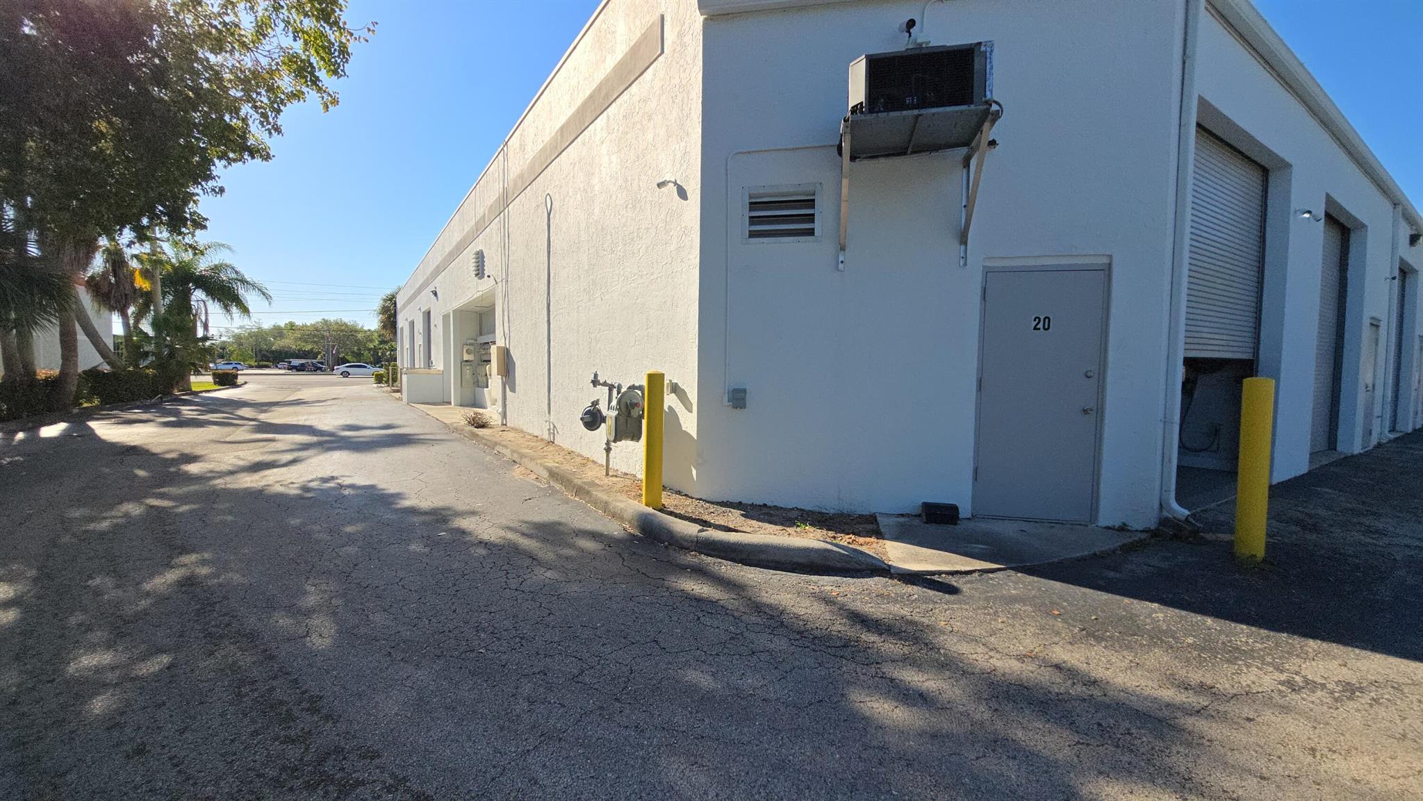3300 S Congress Avenue 20
