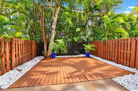 Tiny photo for 884 SE 19th Avenue #10, Deerfield Beach, FL 33441 (MLS # B26083602)