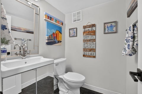 Tiny photo for 884 SE 19th Avenue #10, Deerfield Beach, FL 33441 (MLS # B26083602)