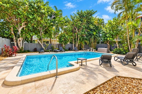 Tiny photo for 884 SE 19th Avenue #10, Deerfield Beach, FL 33441 (MLS # B26083602)