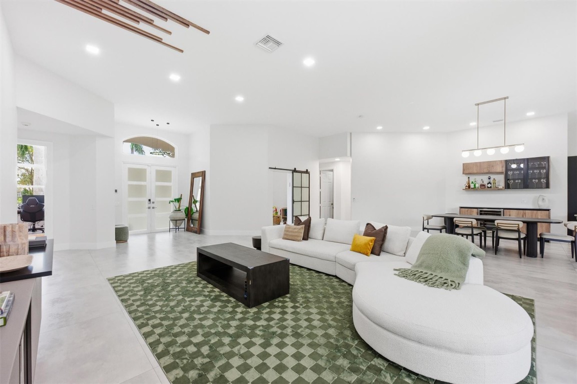 Sector 7 - Prcl T - Residential