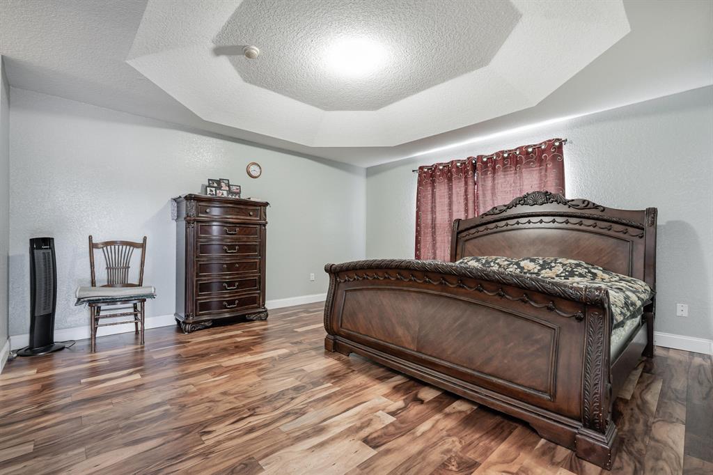 VICTORIA WOODS 4 - Residential