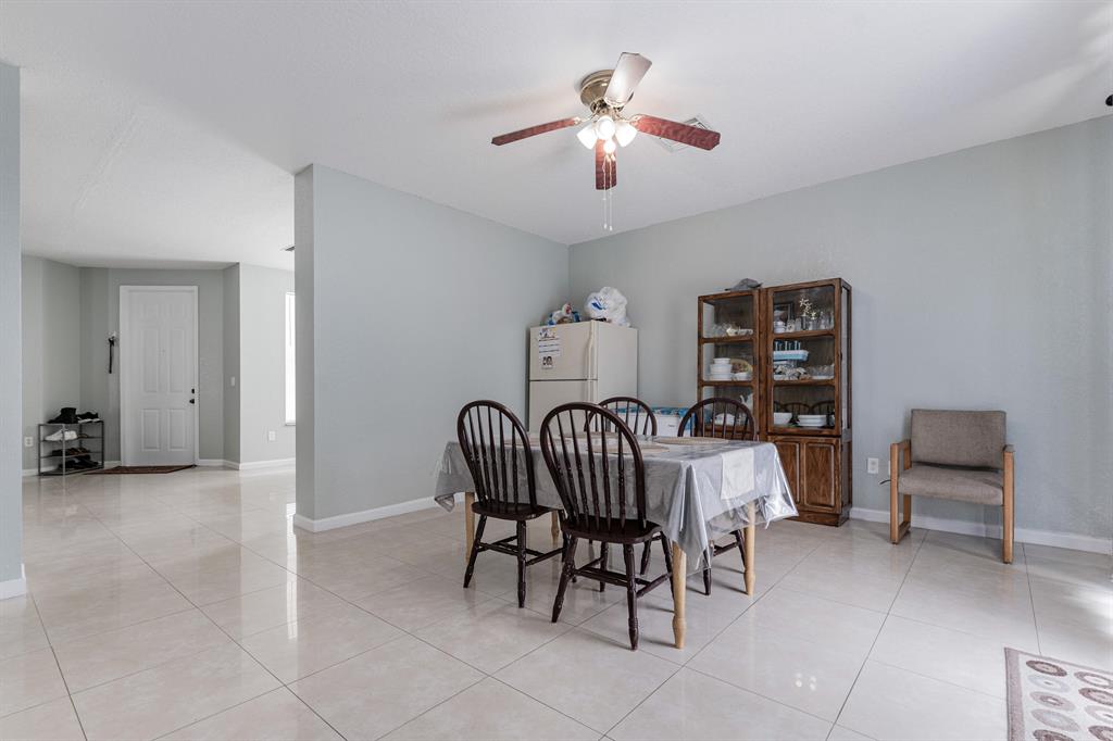 VICTORIA WOODS 4 - Residential