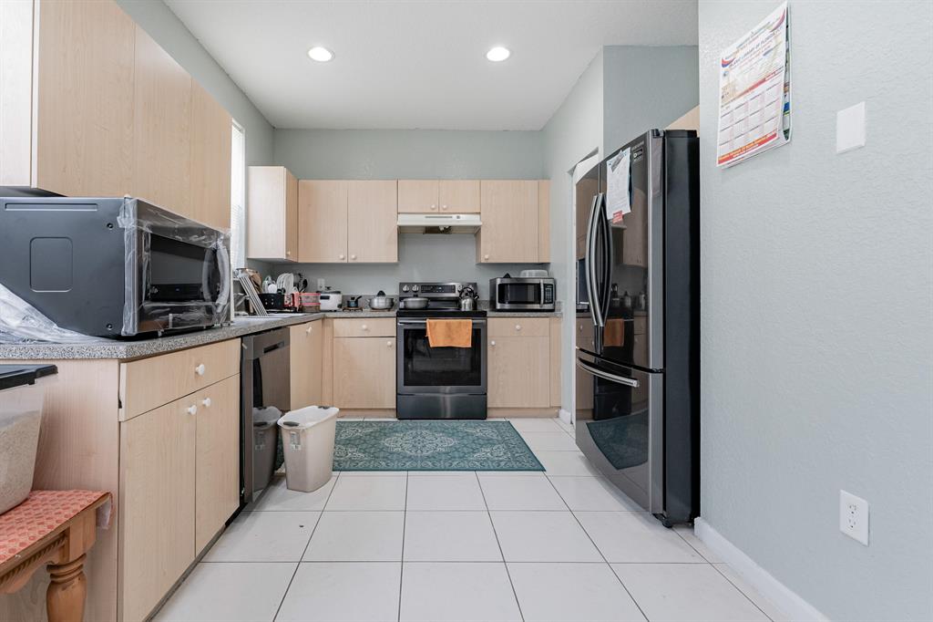 VICTORIA WOODS 4 - Residential