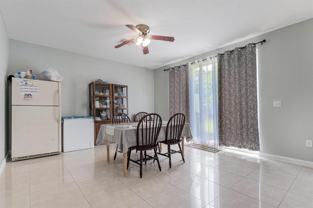 VICTORIA WOODS 4 - Residential