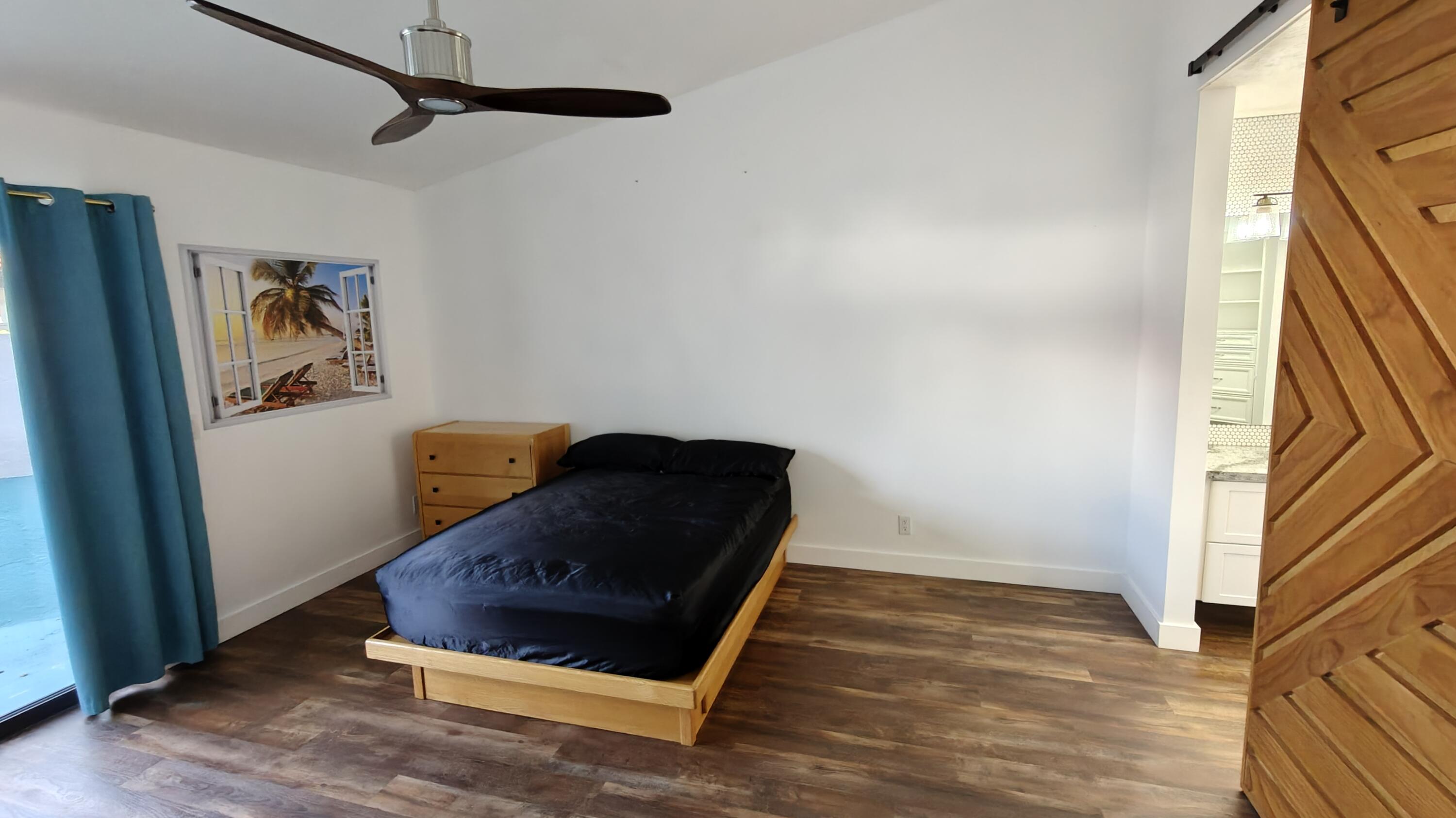 YORKVILLE - Residential