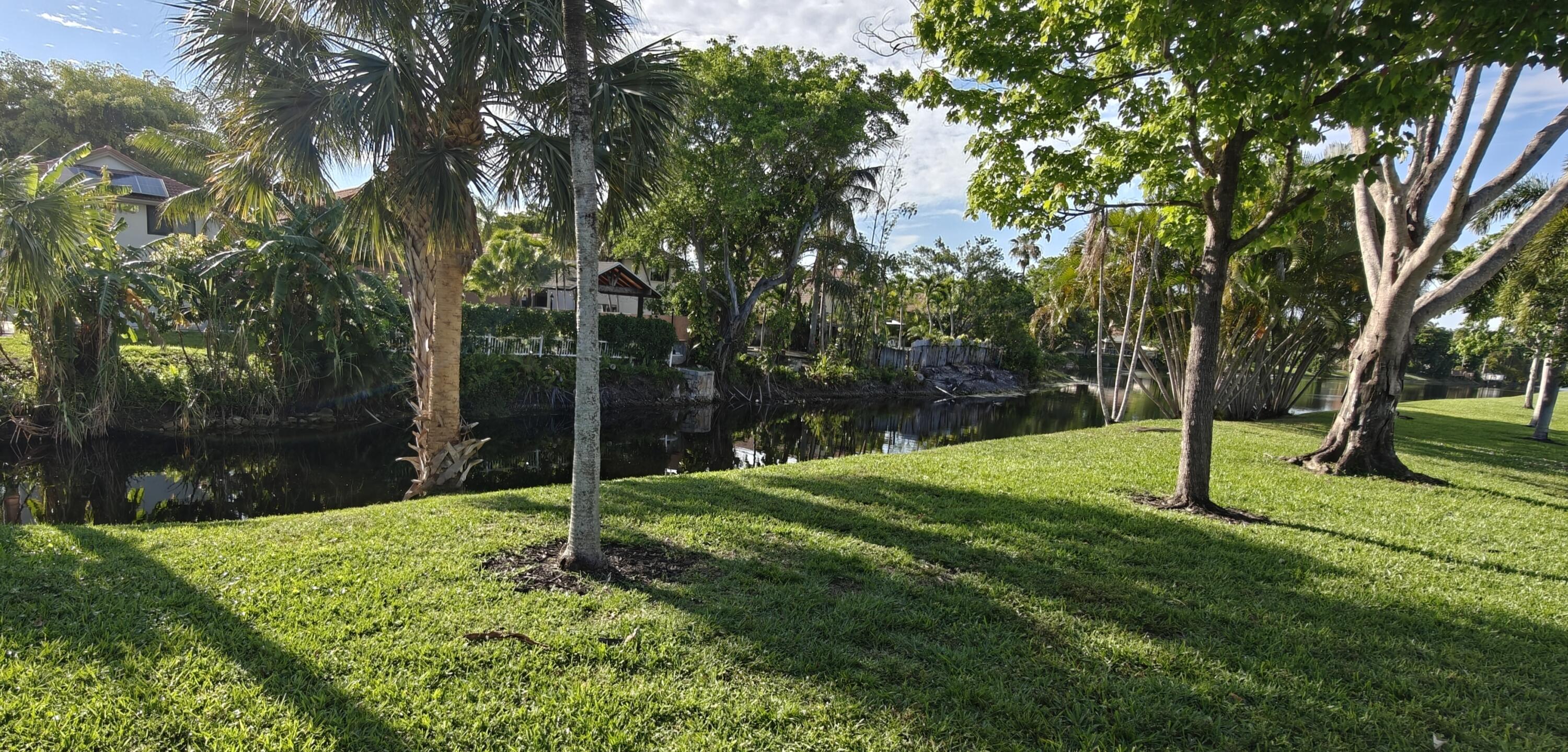 YORKVILLE - Residential