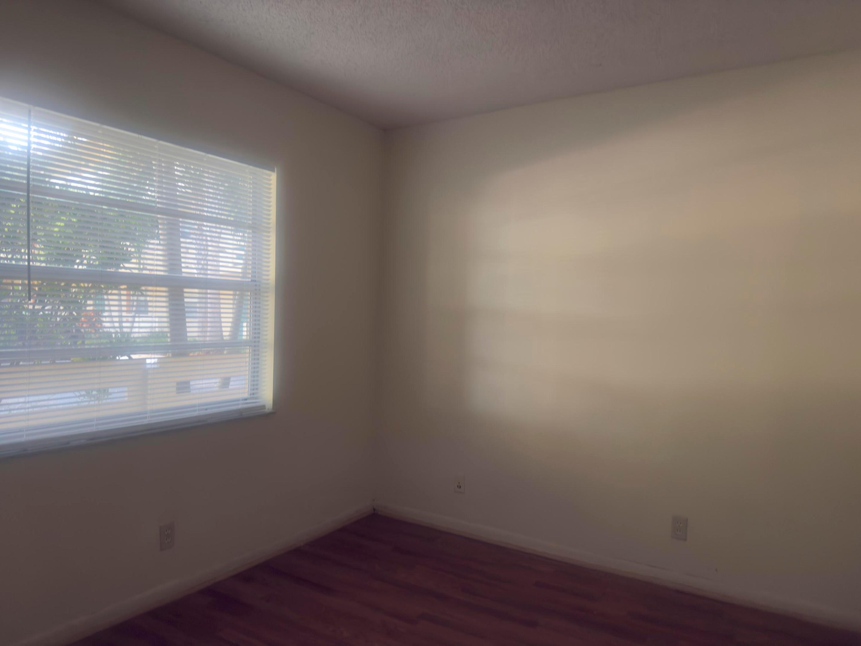 COUNTRY GARDENS CONDO - Residential Lease