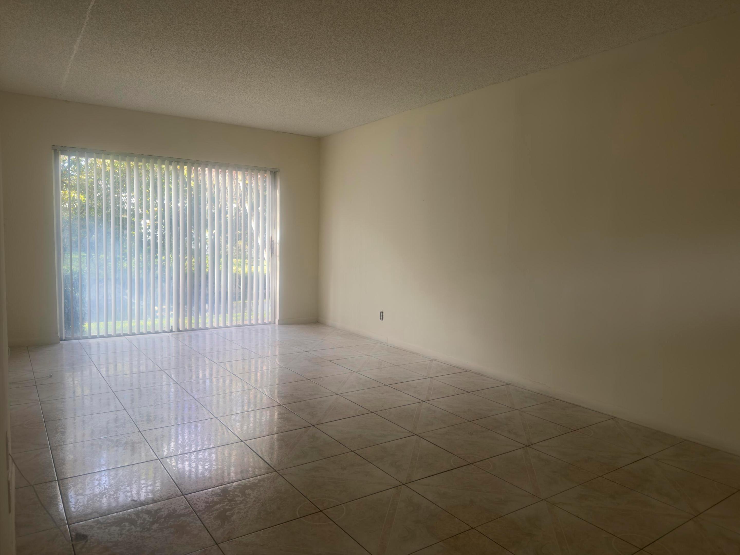 COUNTRY GARDENS CONDO - Residential Lease