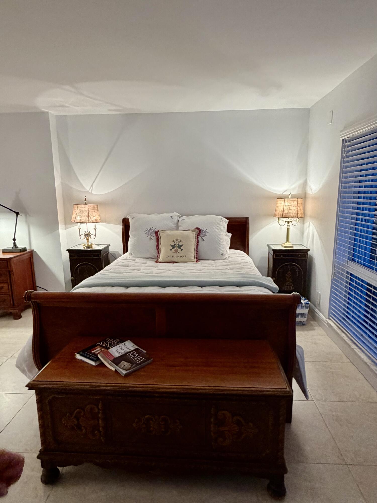 JAMES PLACE CONDO - Residential