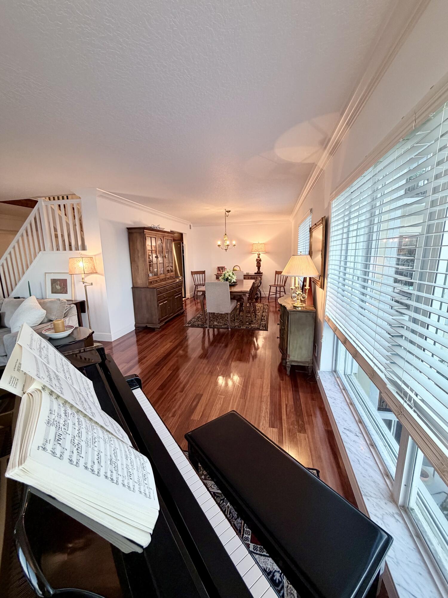 JAMES PLACE CONDO - Residential