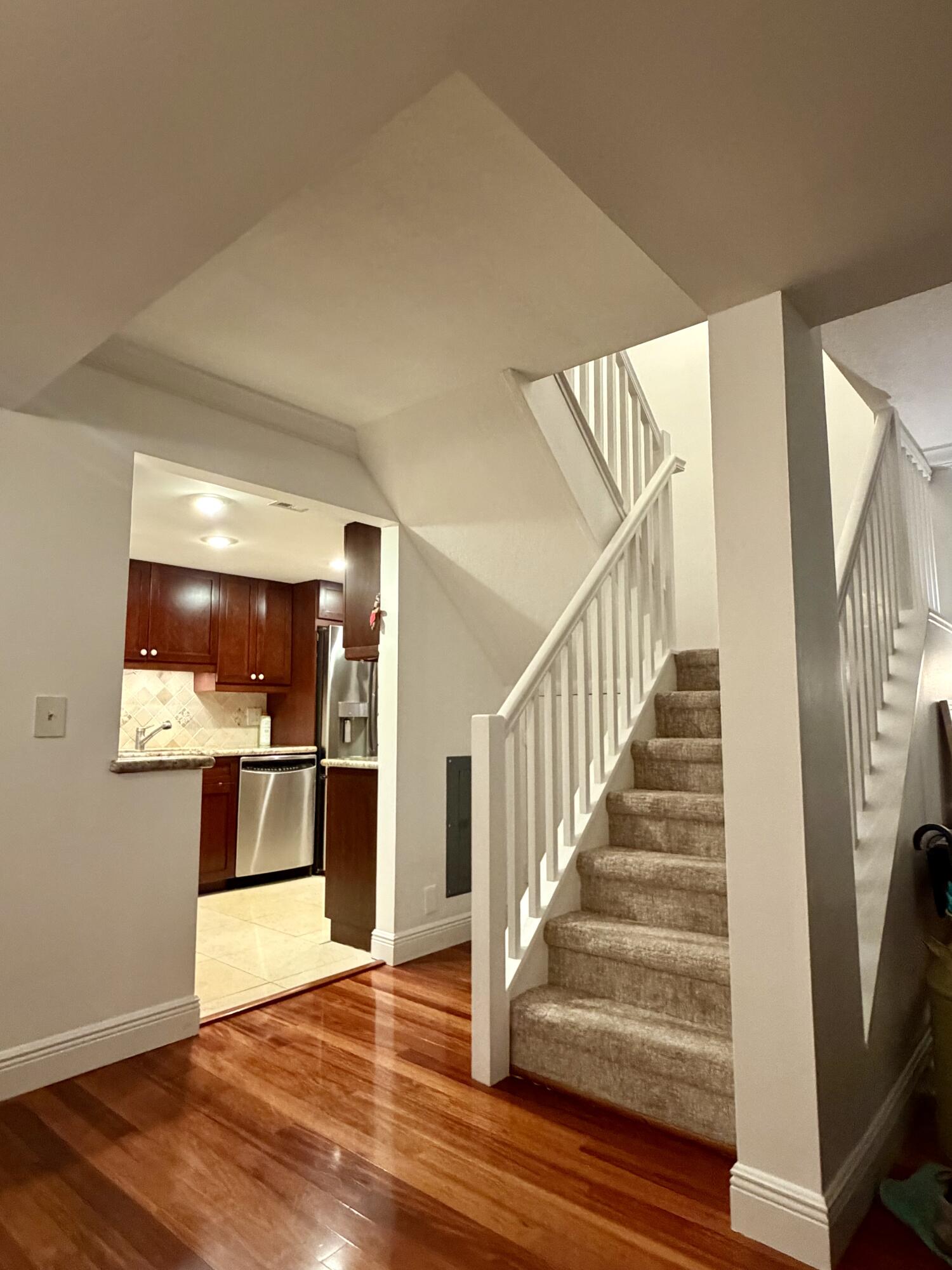 JAMES PLACE CONDO - Residential