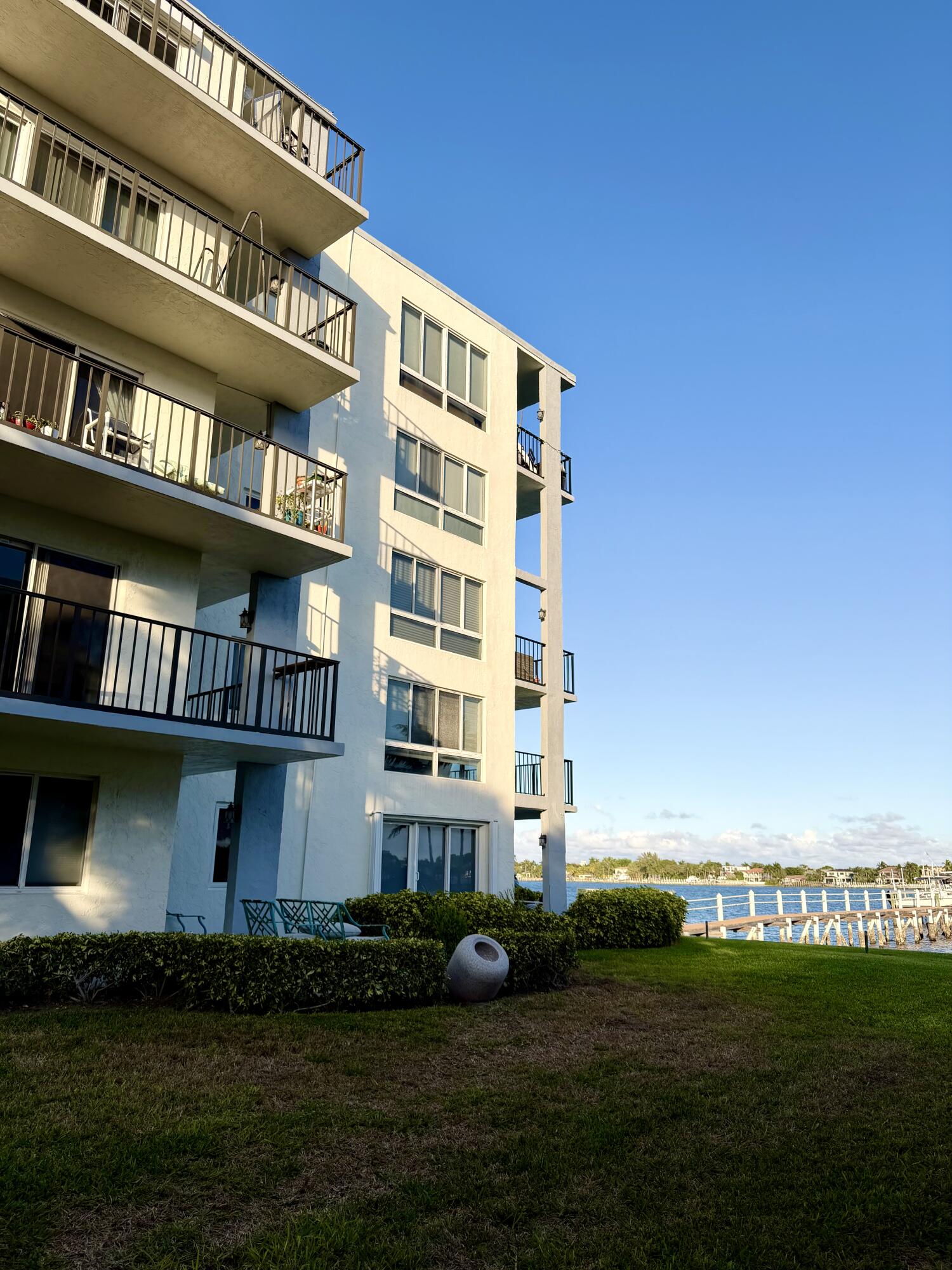 JAMES PLACE CONDO - Residential