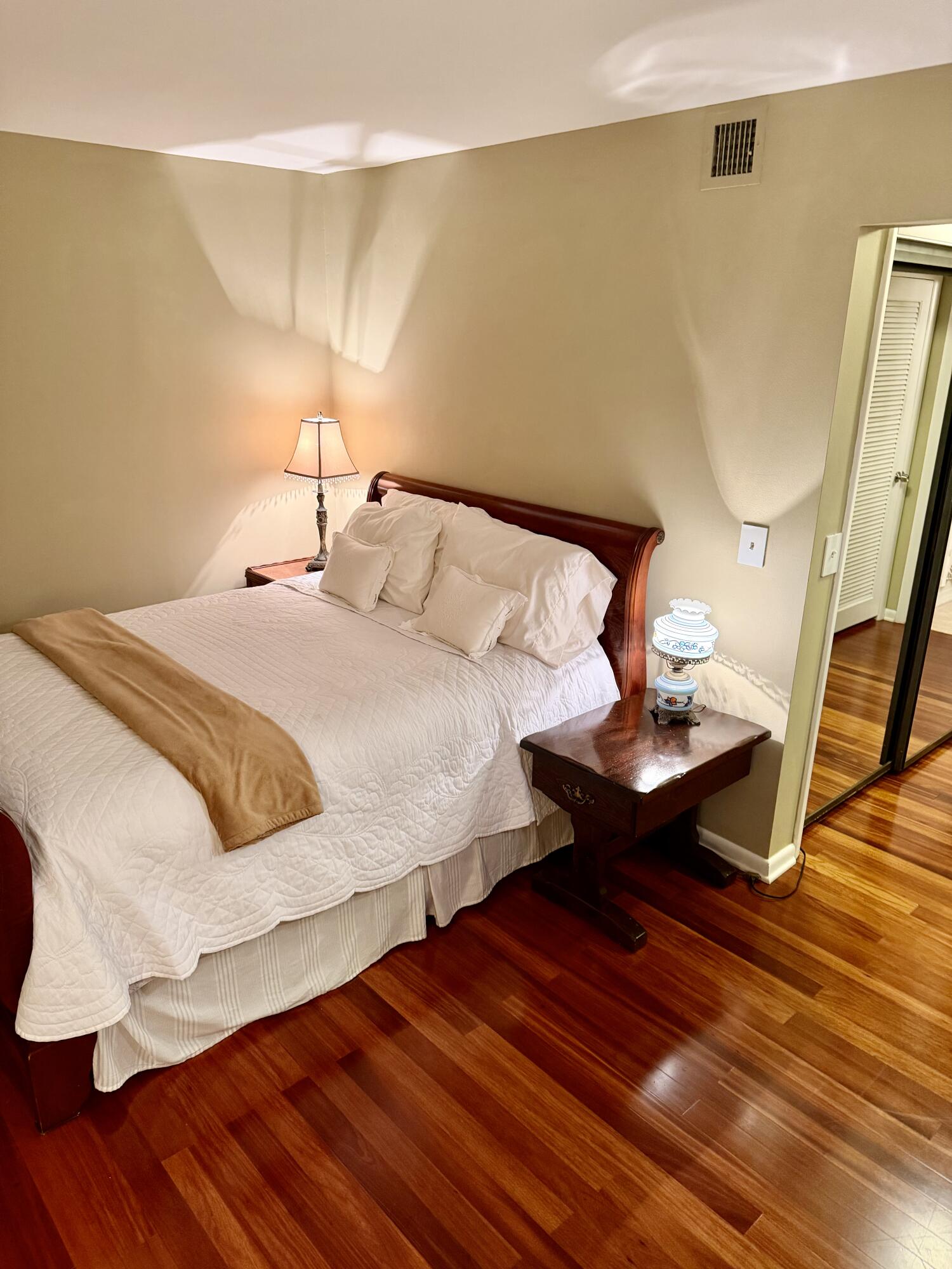 JAMES PLACE CONDO - Residential