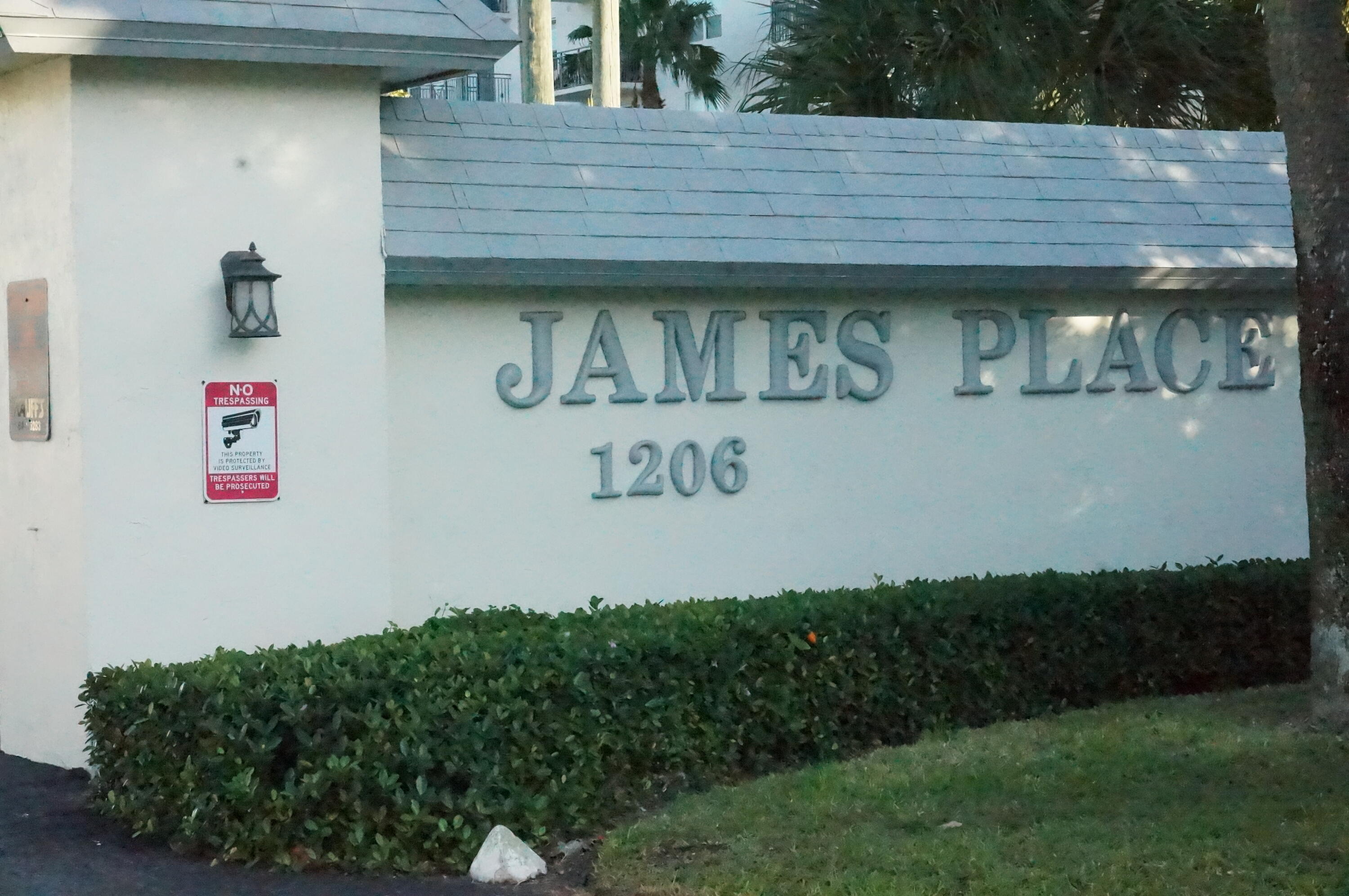 JAMES PLACE CONDO - Residential