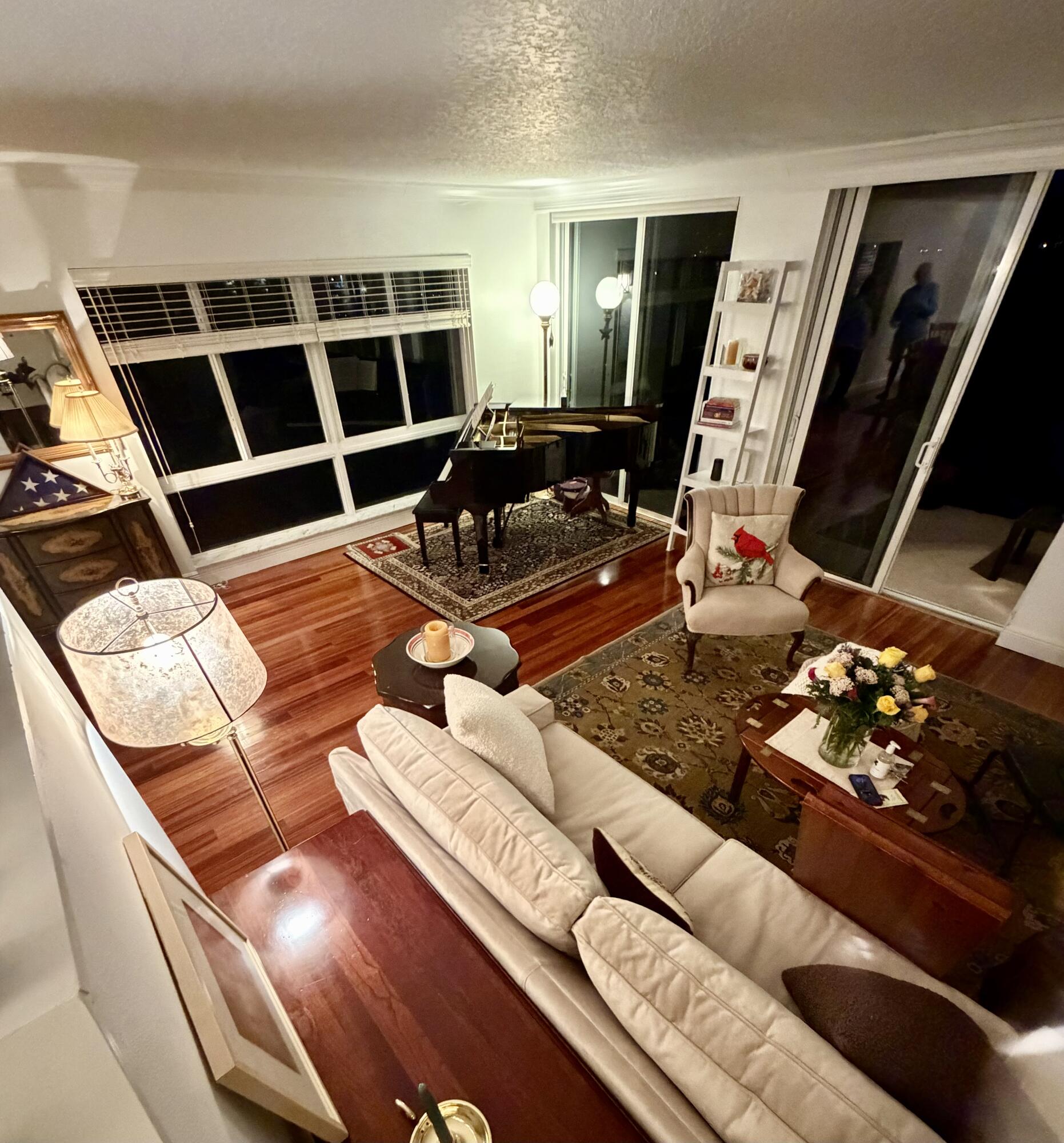 JAMES PLACE CONDO - Residential