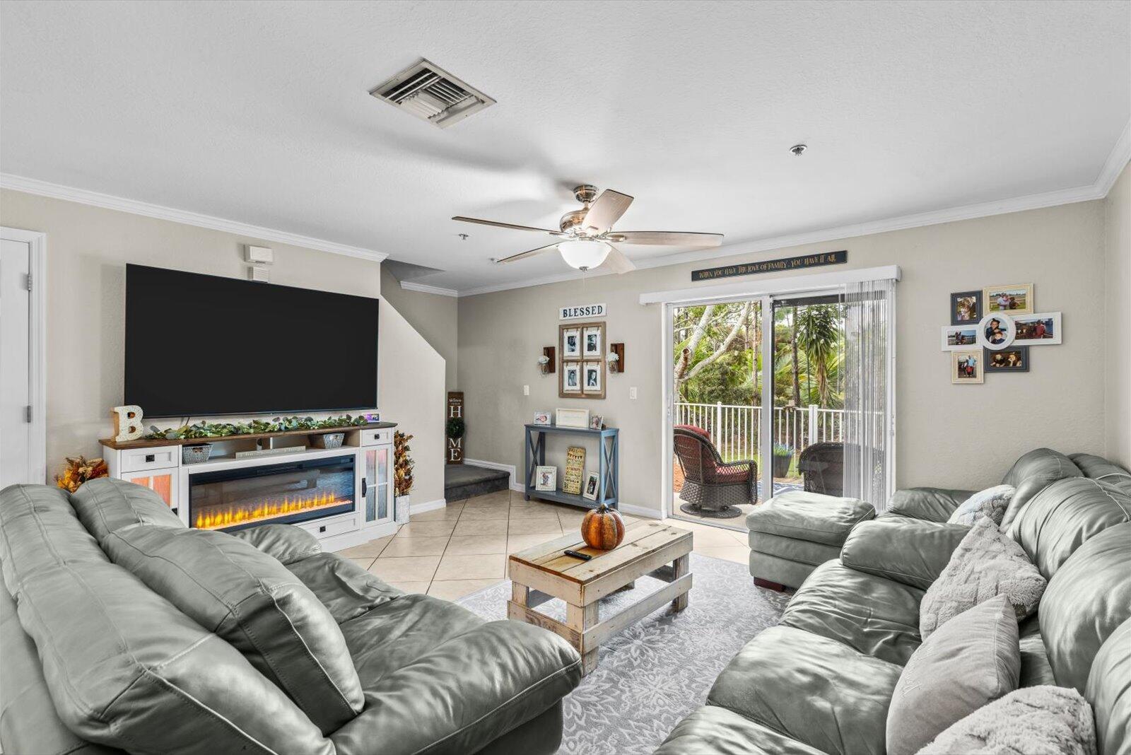 MARTINS CROSSING - Residential