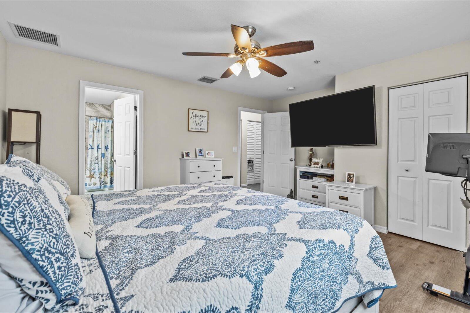 MARTINS CROSSING - Residential