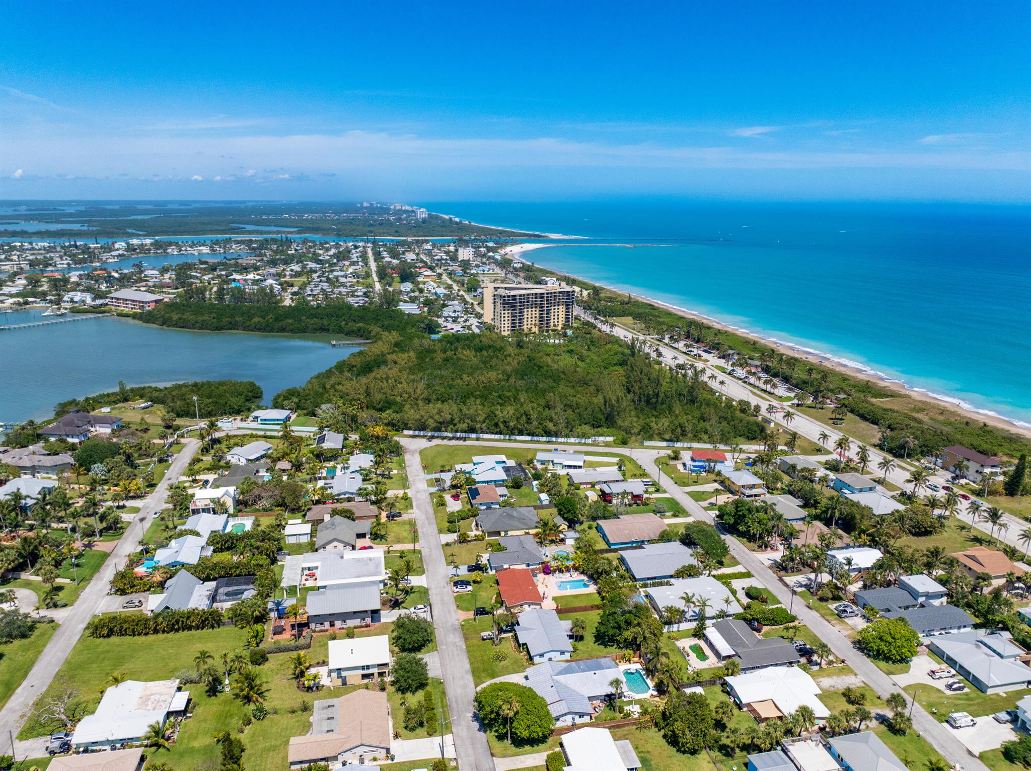 901 S Ocean Drive