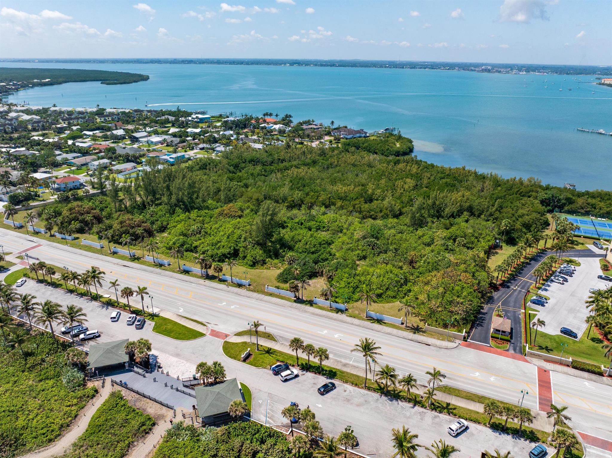 901 S Ocean Drive