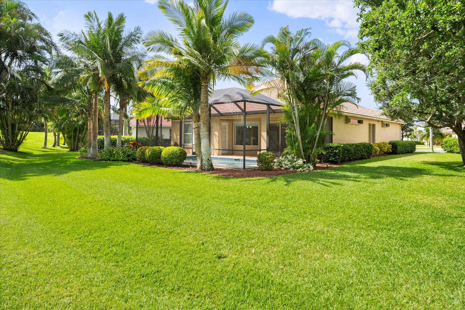 409 SW Crabapple Cove