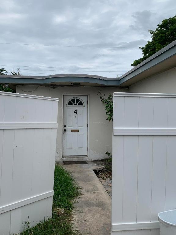 LAKEWOOD GARDENS PL 1 IN - Residential Income