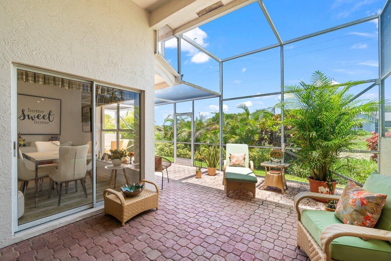 5158 Windsor Parke Drive