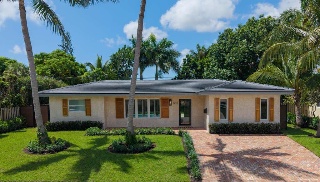 Photo of 1278 SW 5TH Street, Boca Raton, FL 33486 (MLS # B26065923)