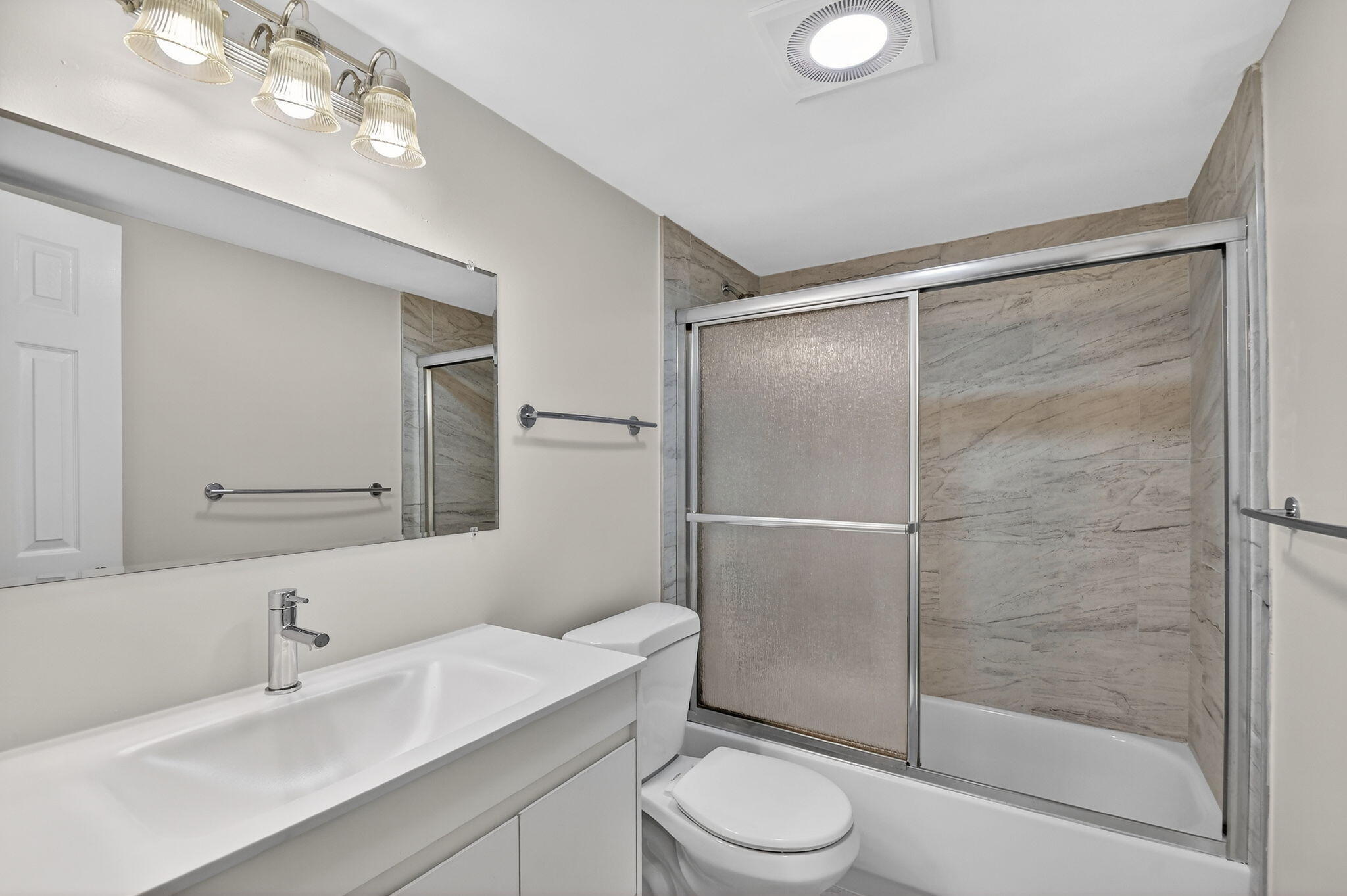 FOUNTAINS OF PALM BEACH CONDO 7 - Residential