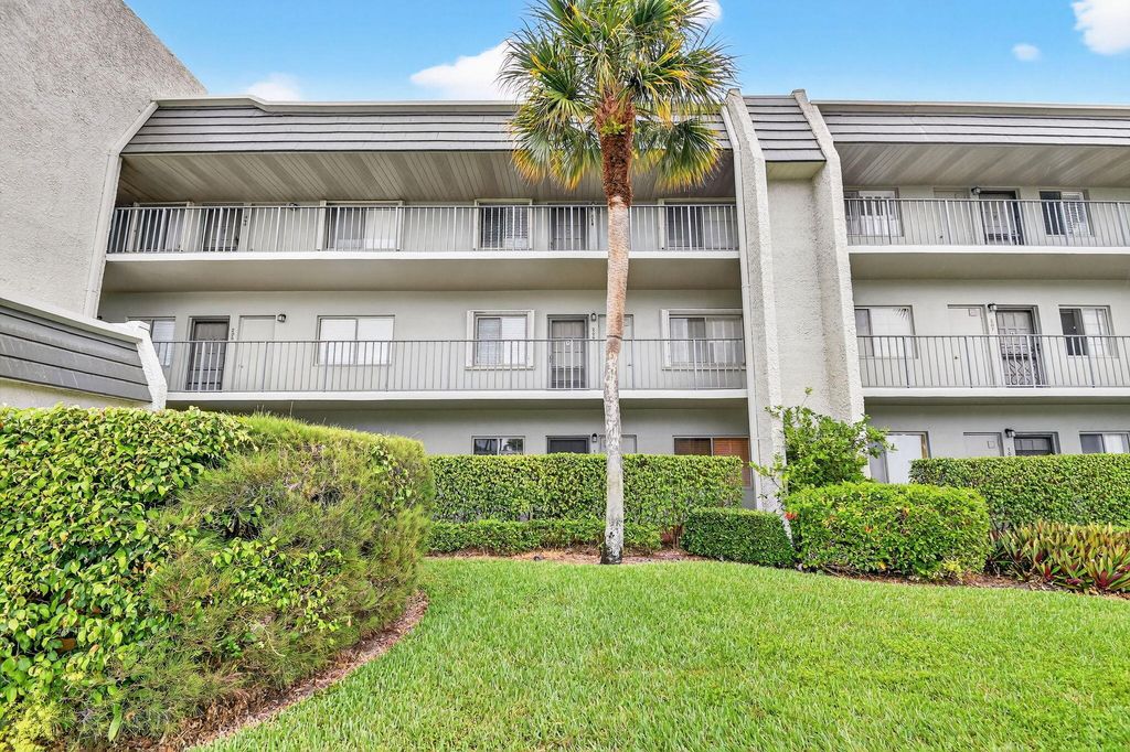 Photo of 4080 Tivoli Court E #206, Lake Worth, FL 33467 (MLS # B26002224)