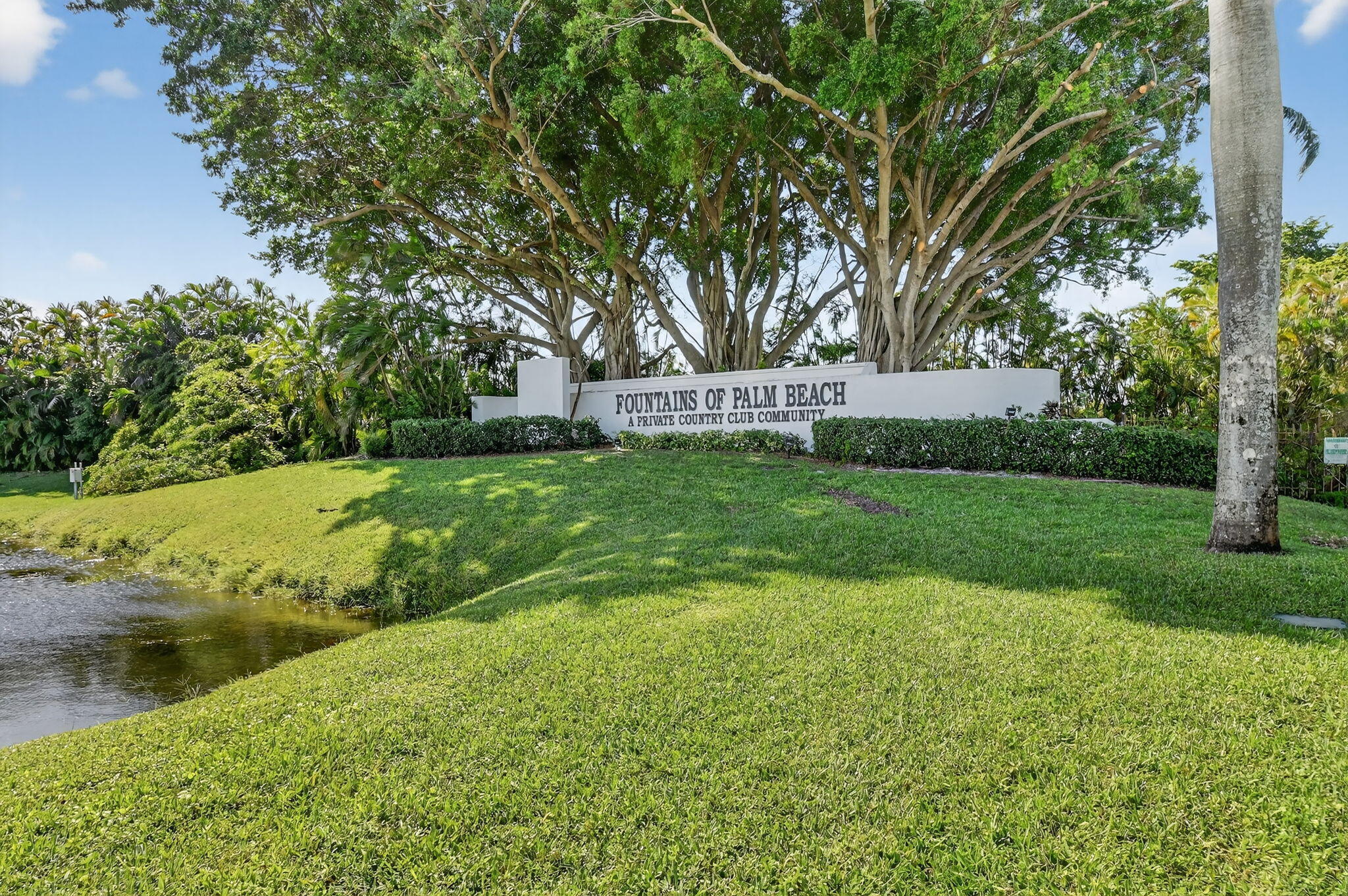 FOUNTAINS OF PALM BEACH CONDO 7 - Residential