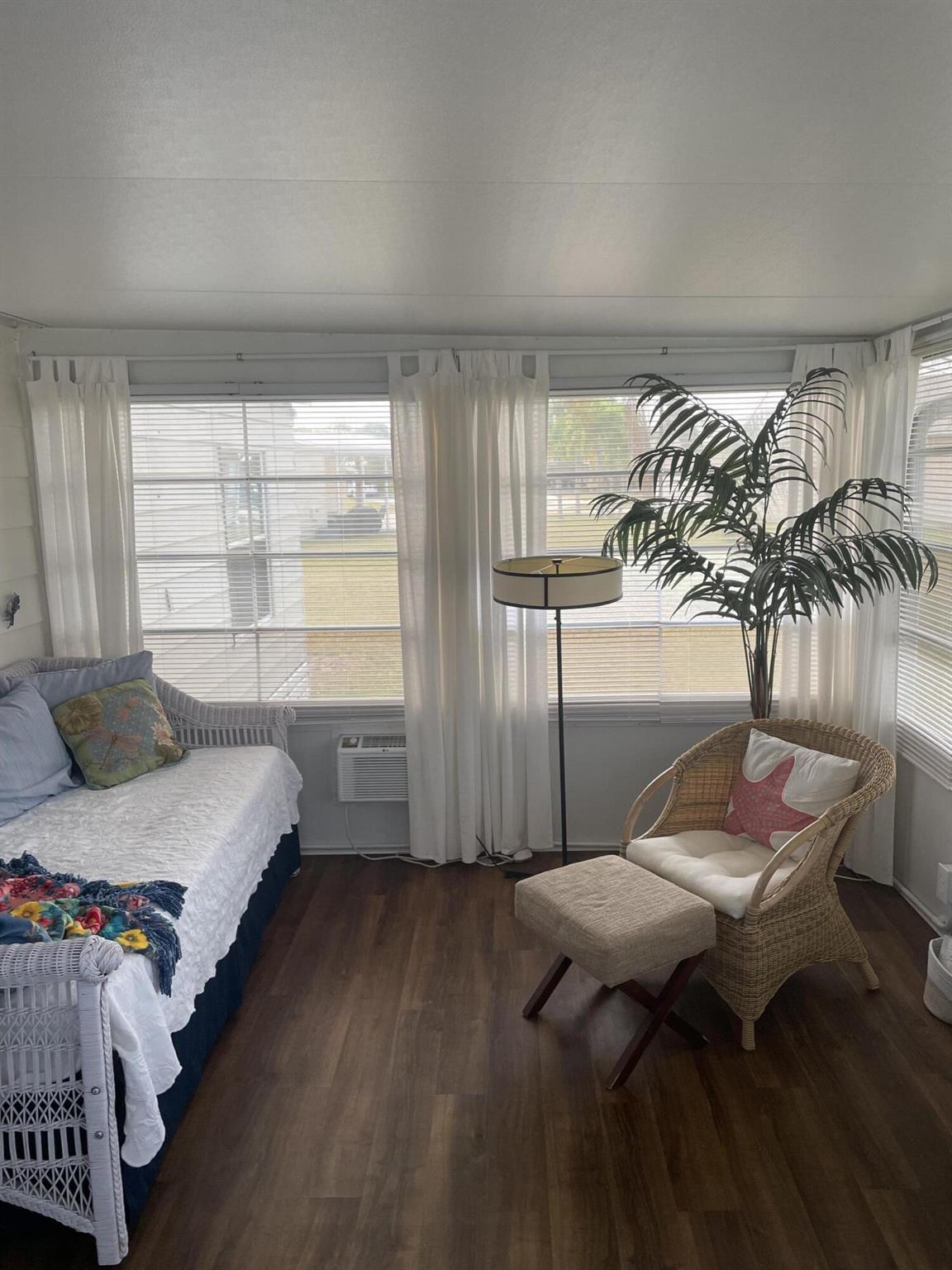 Spanish Lakes Country Club Village - Residential