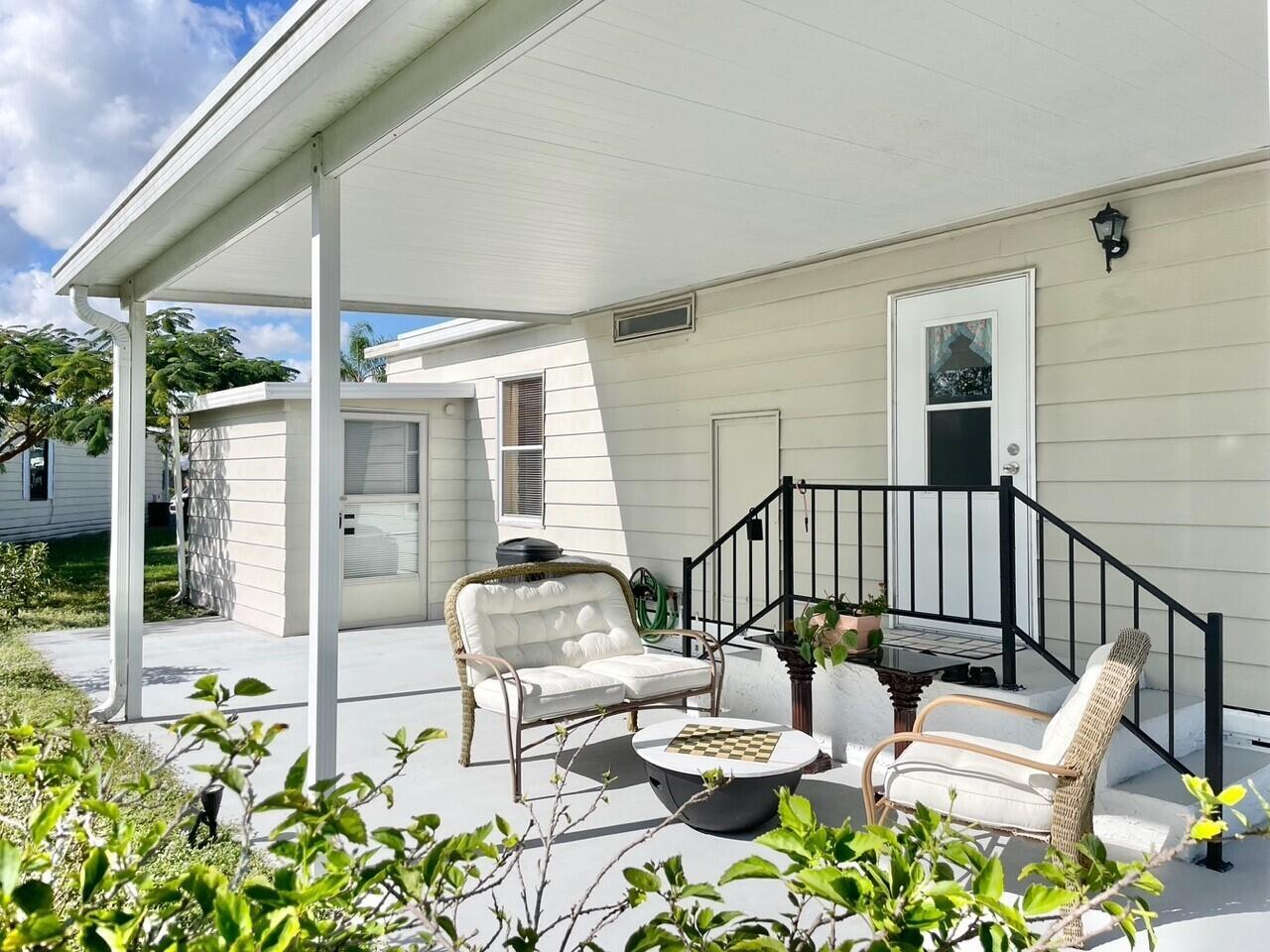 Spanish Lakes Country Club Village - Residential