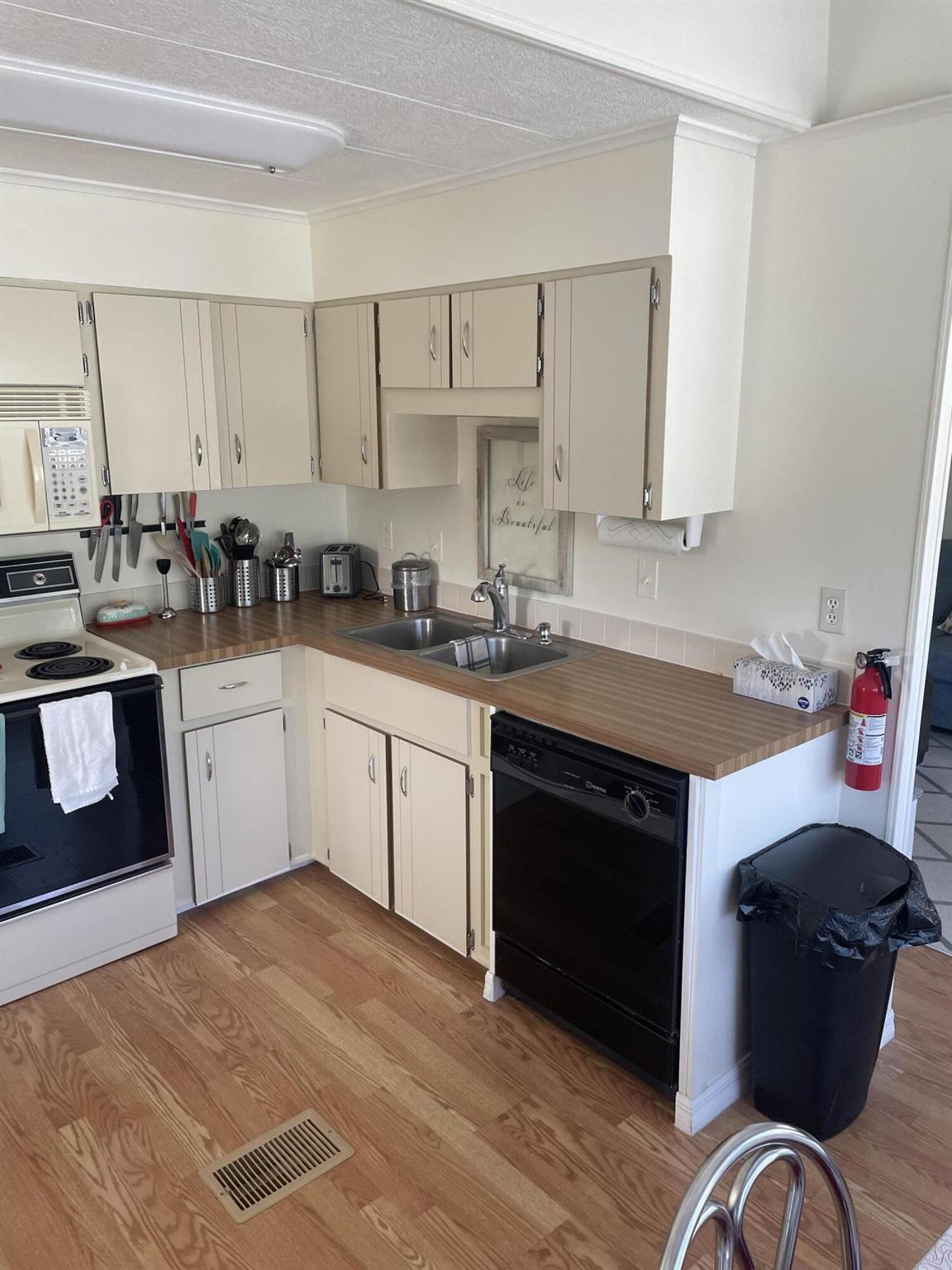 Spanish Lakes Country Club Village - Residential