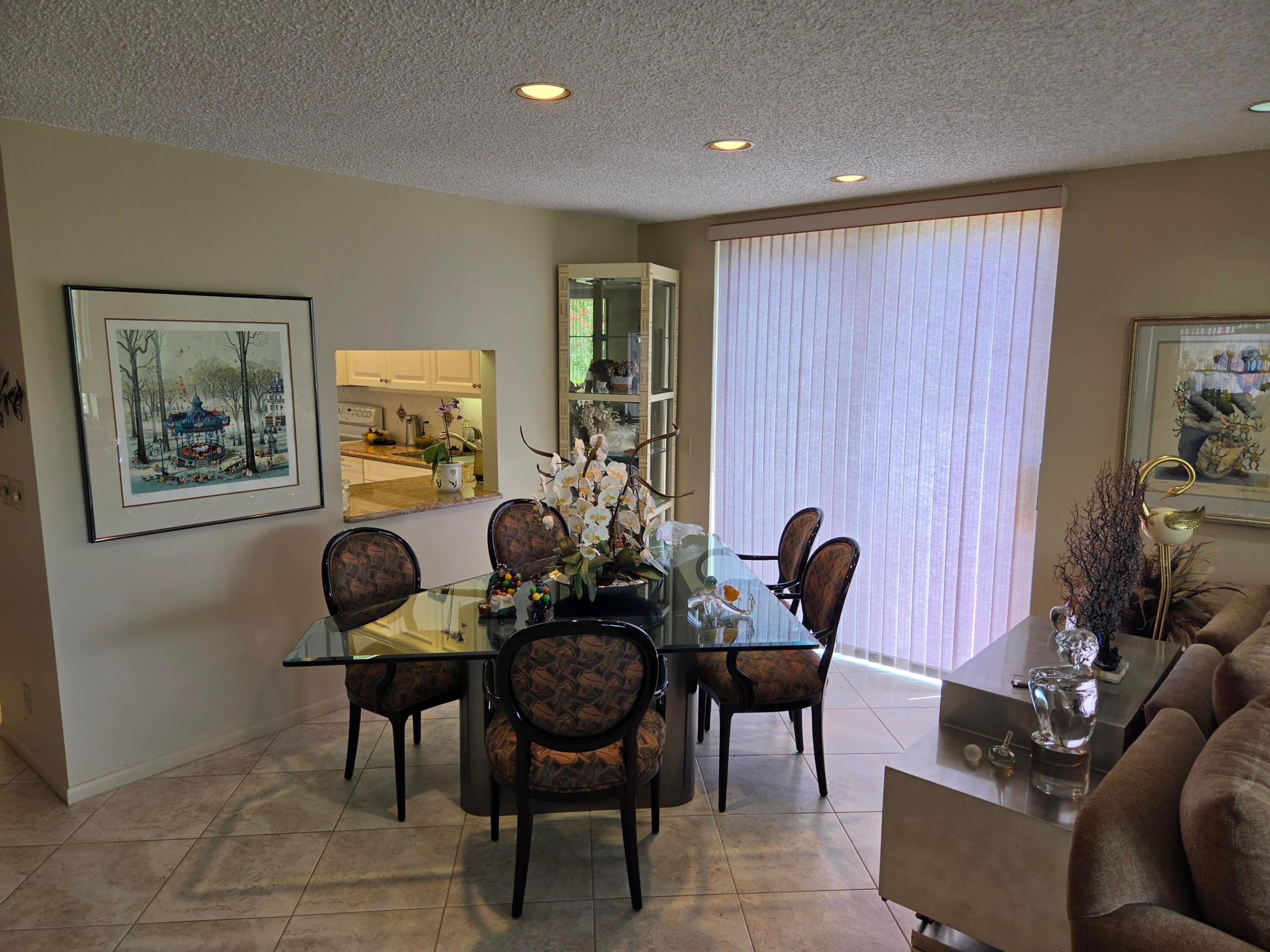 61 EASTGATE Drive A