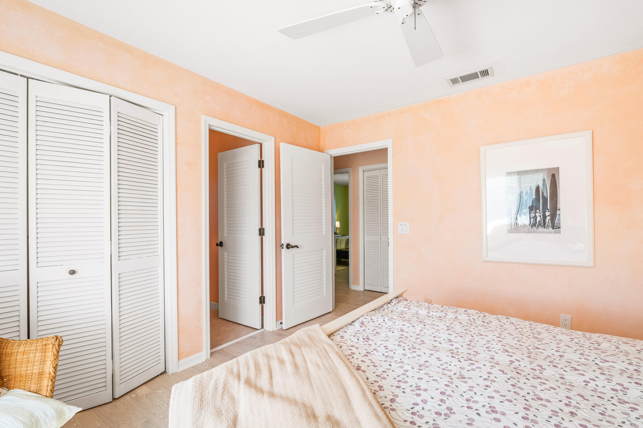 THE MOORINGS UNIT 2 - Residential