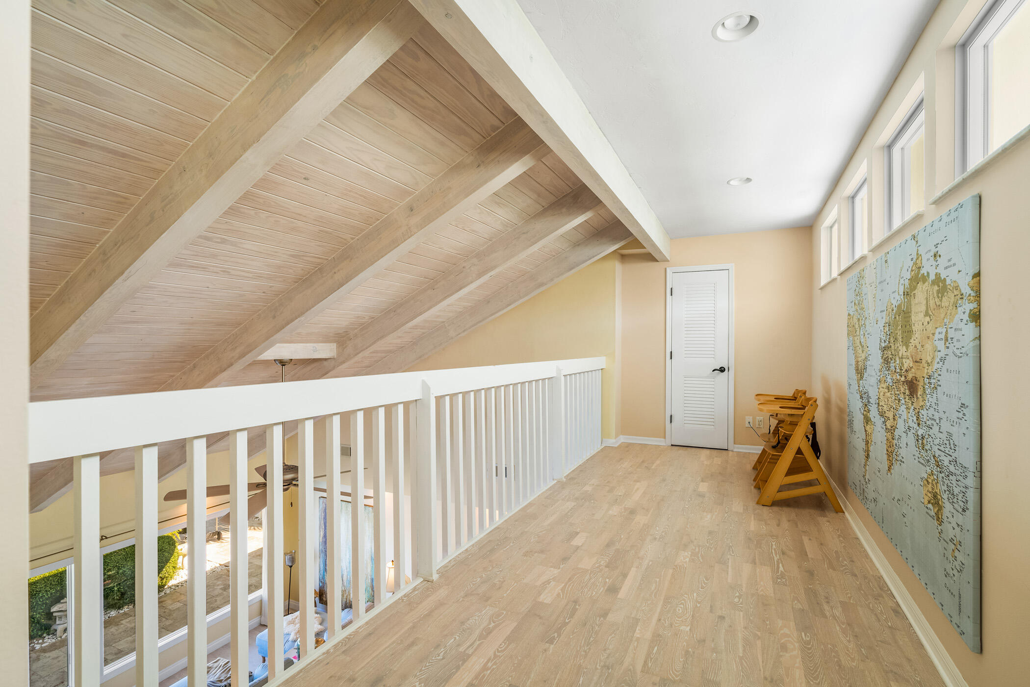 THE MOORINGS UNIT 2 - Residential