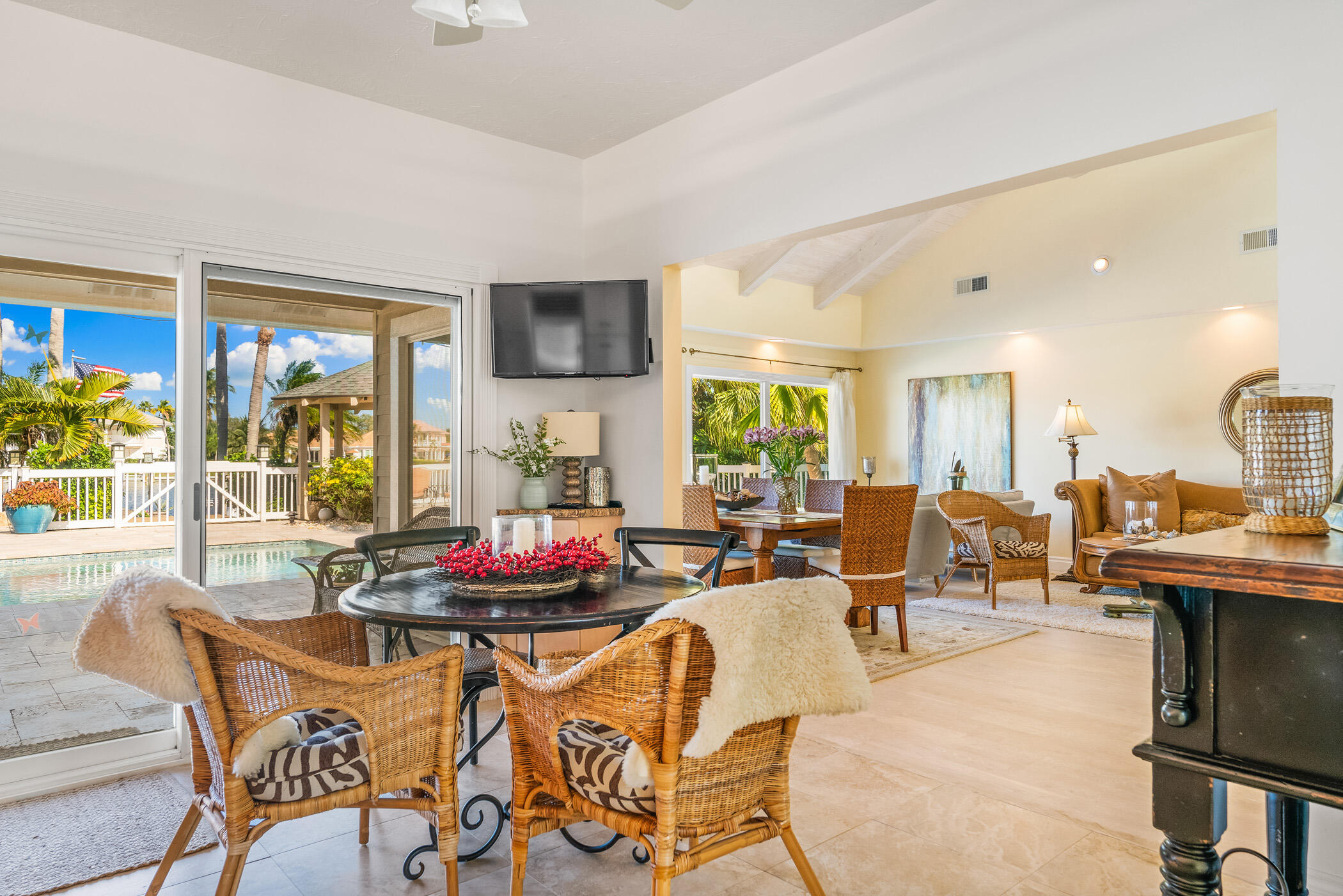 THE MOORINGS UNIT 2 - Residential