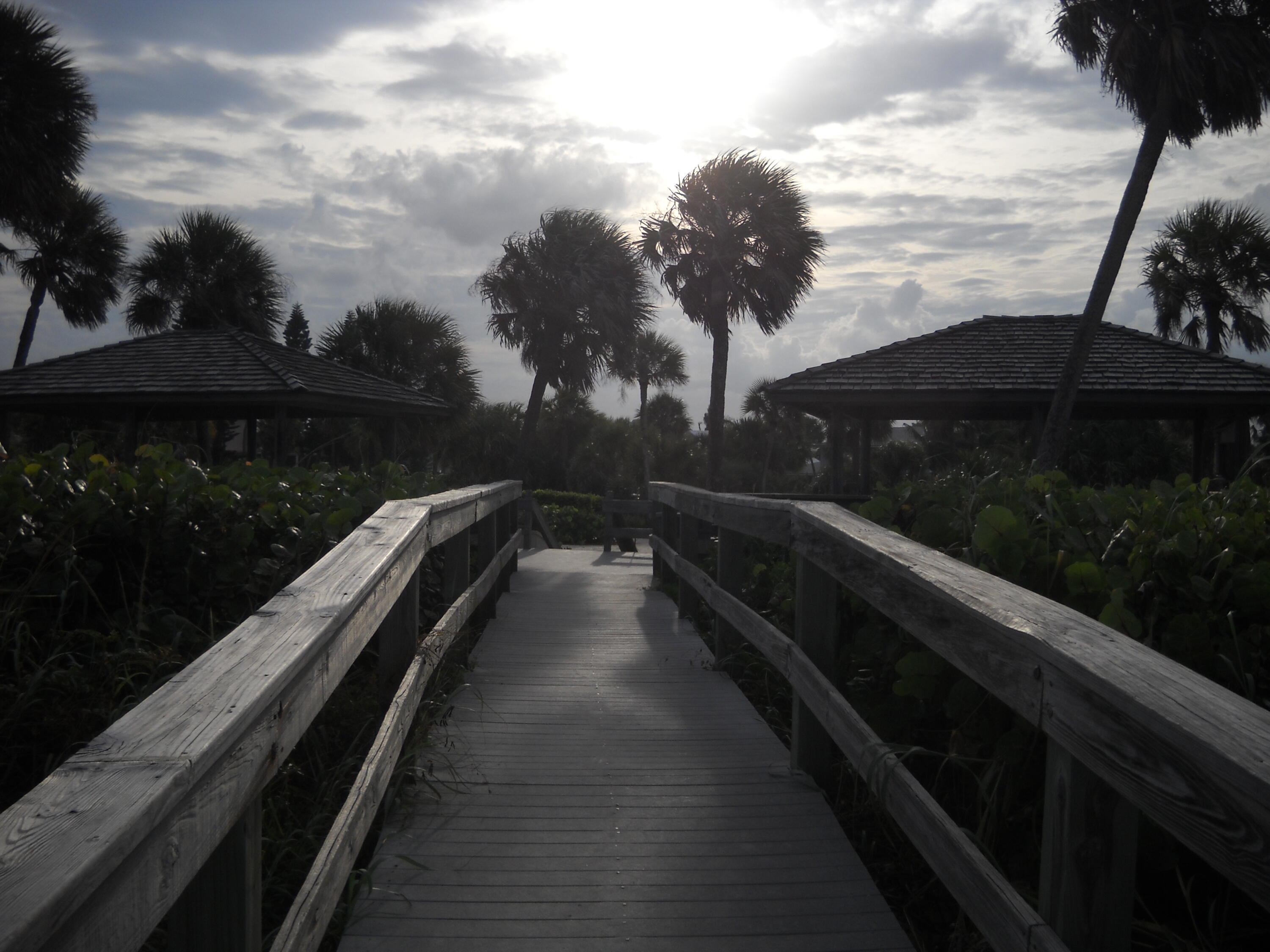 THE MOORINGS UNIT 2 - Residential