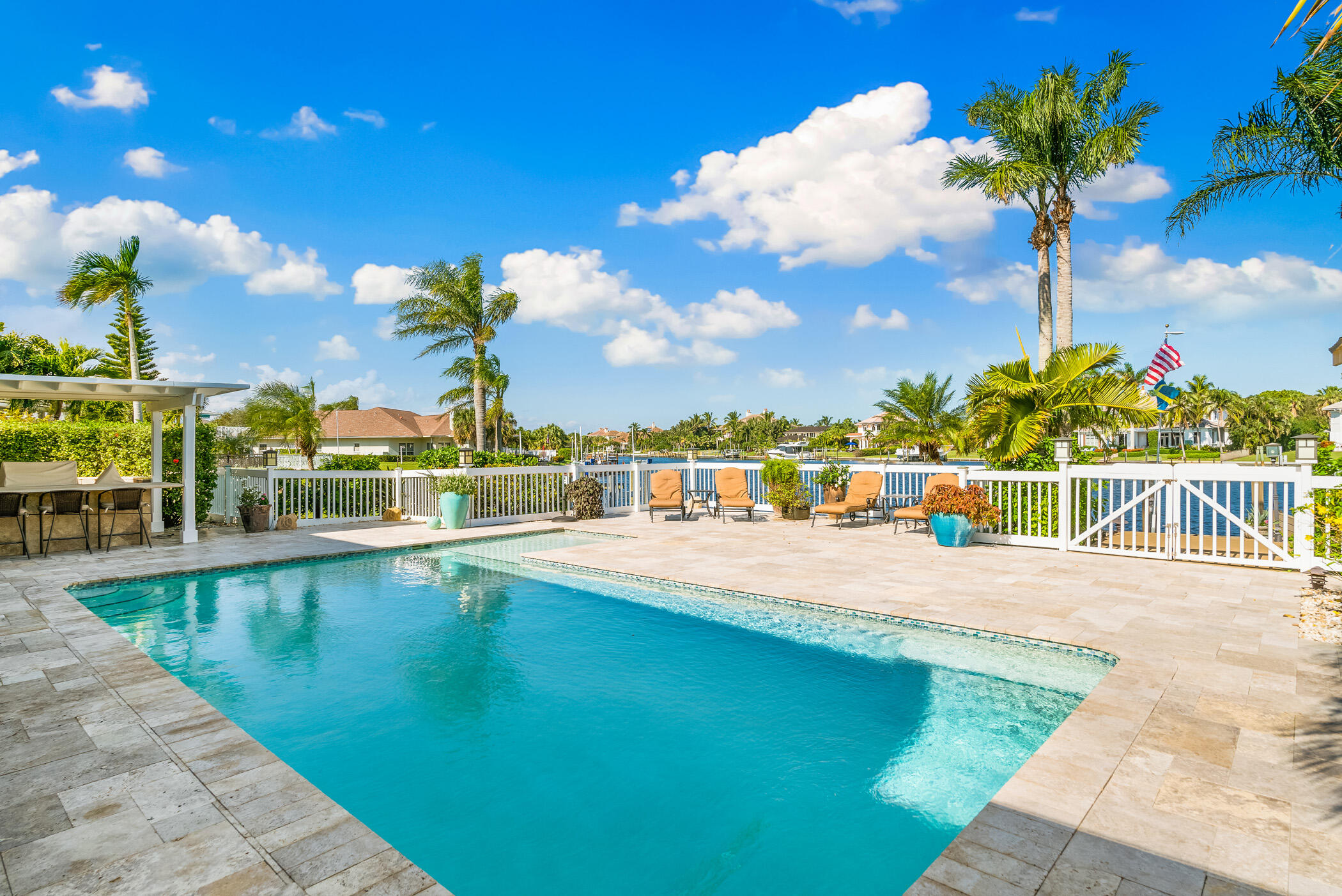 THE MOORINGS UNIT 2 - Residential