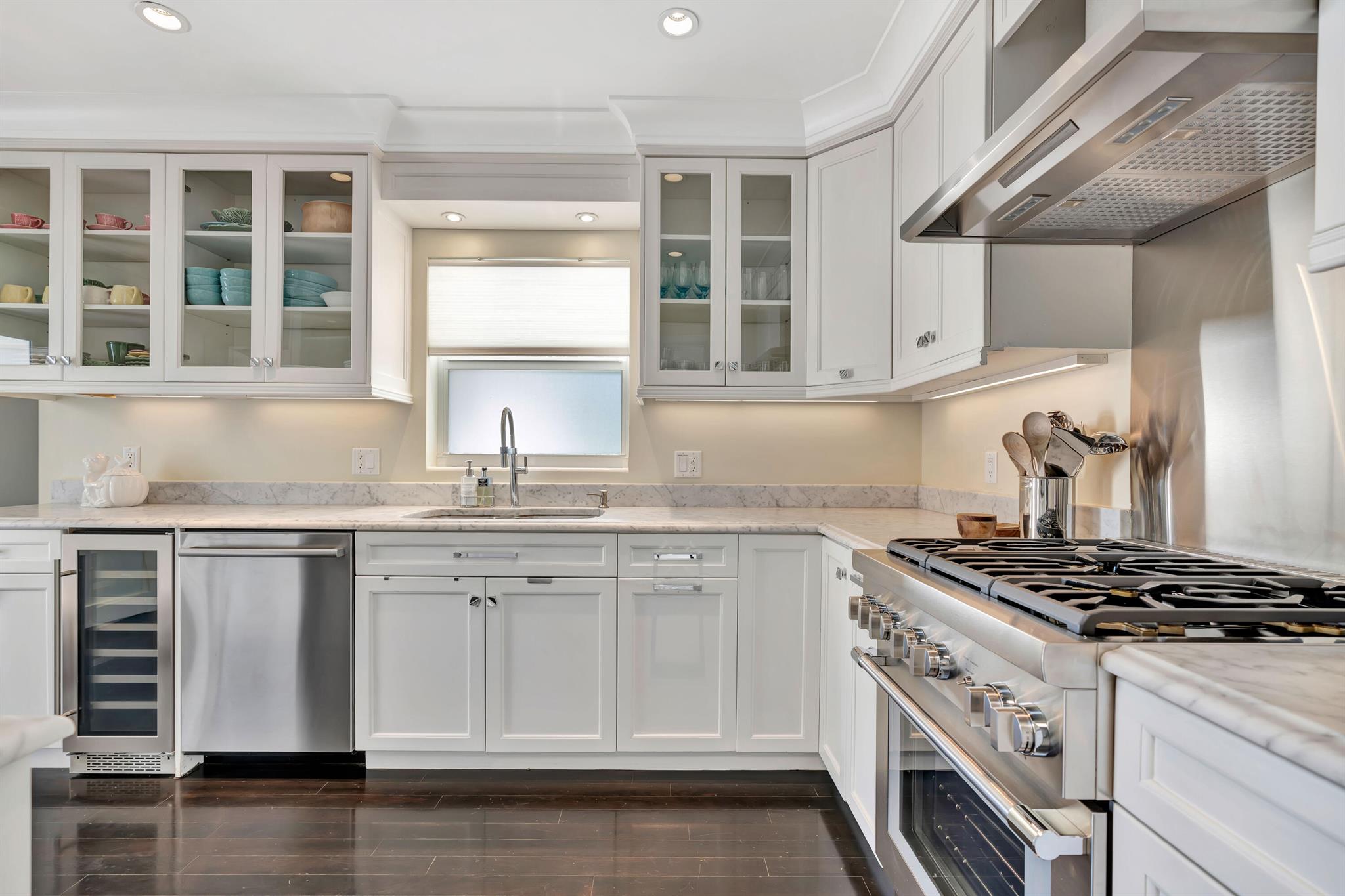 WORTH COURT - Residential Lease