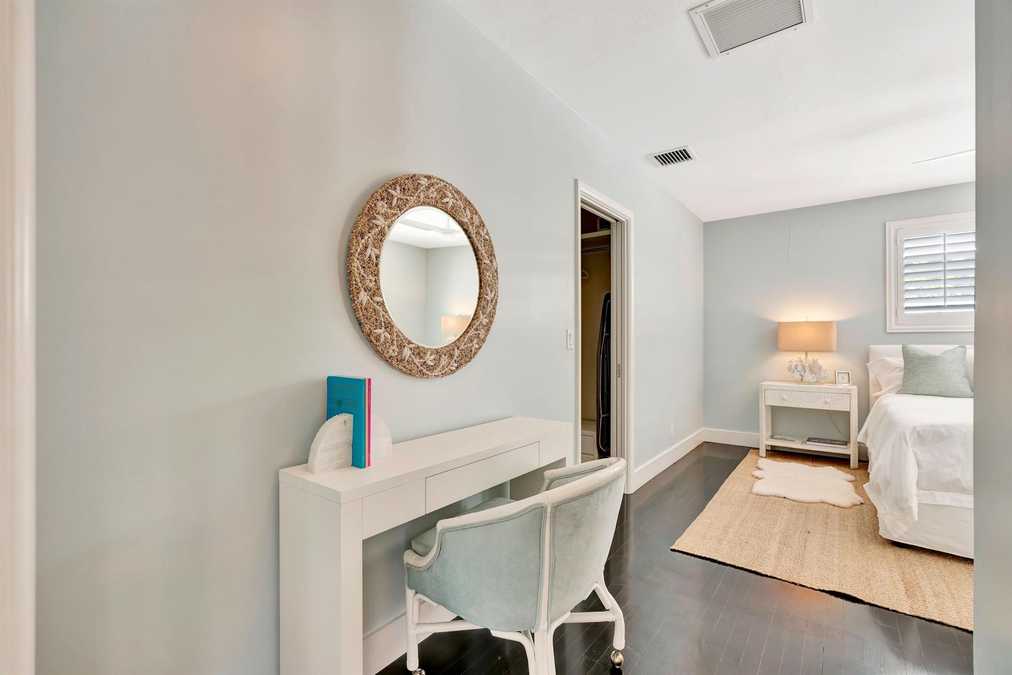 WORTH COURT - Residential Lease