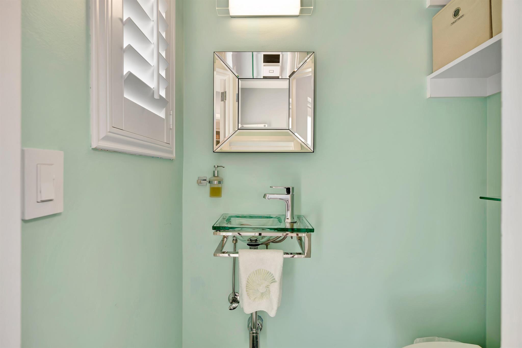 WORTH COURT - Residential Lease