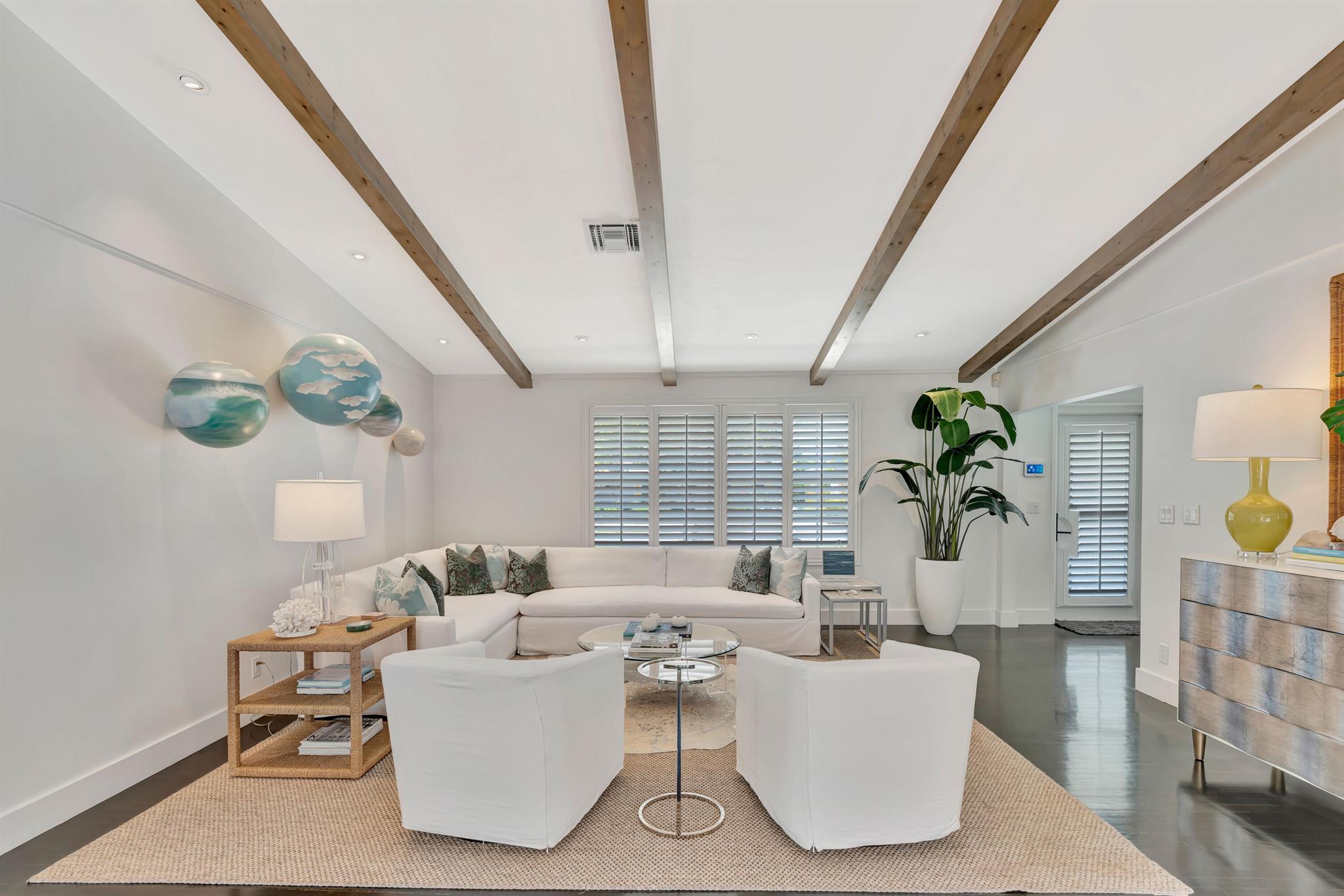 WORTH COURT - Residential Lease